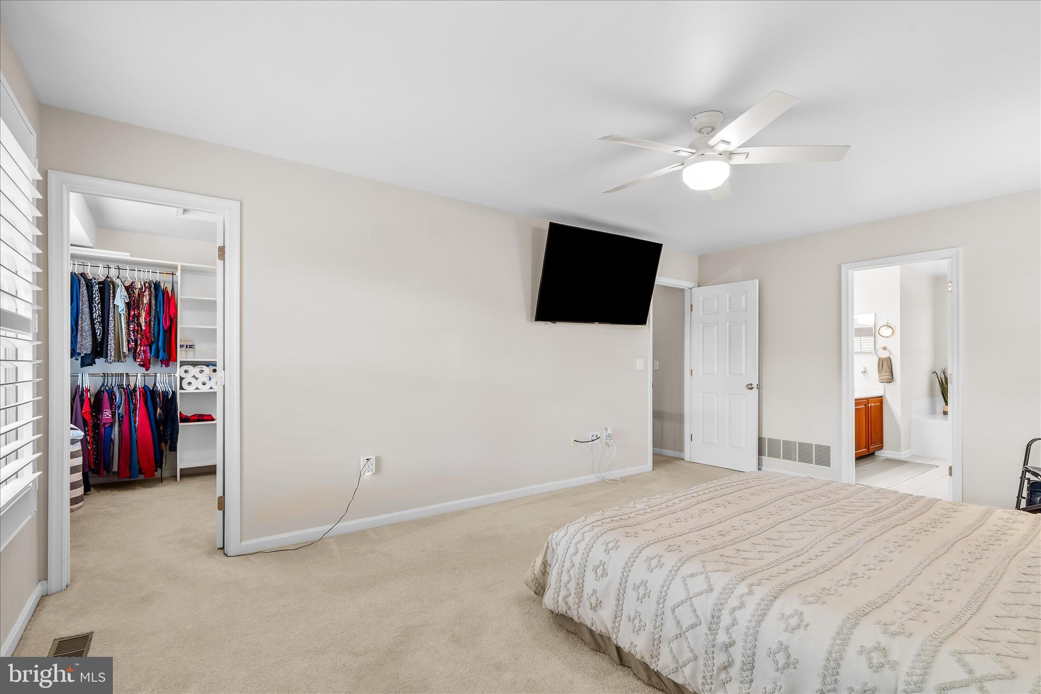 FOXFIELD AT MIDDLETOWN - Residential