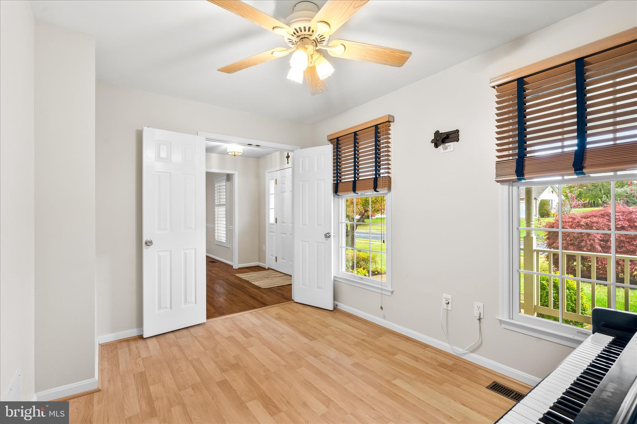 FOXFIELD AT MIDDLETOWN - Residential