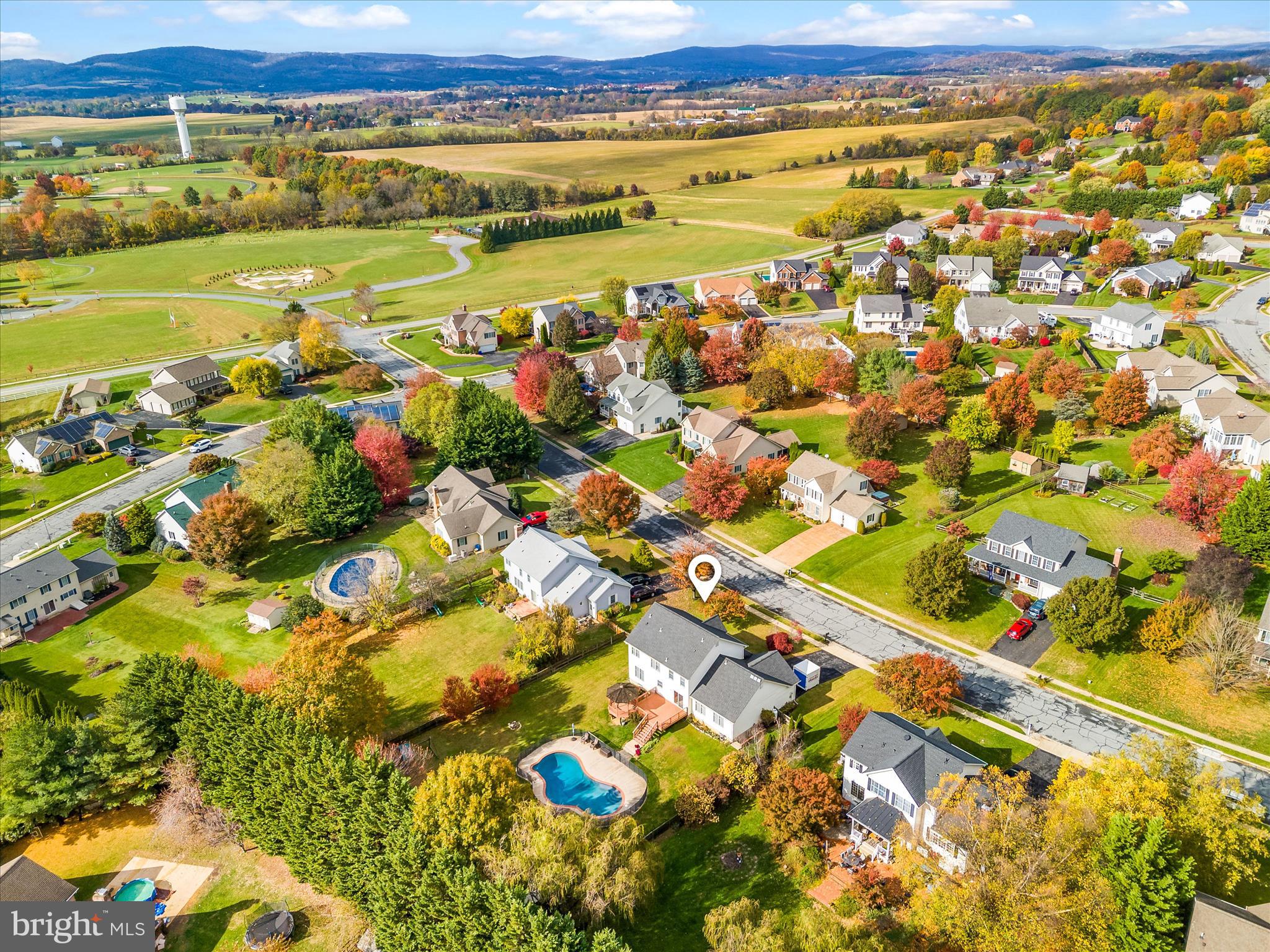 FOXFIELD AT MIDDLETOWN - Residential