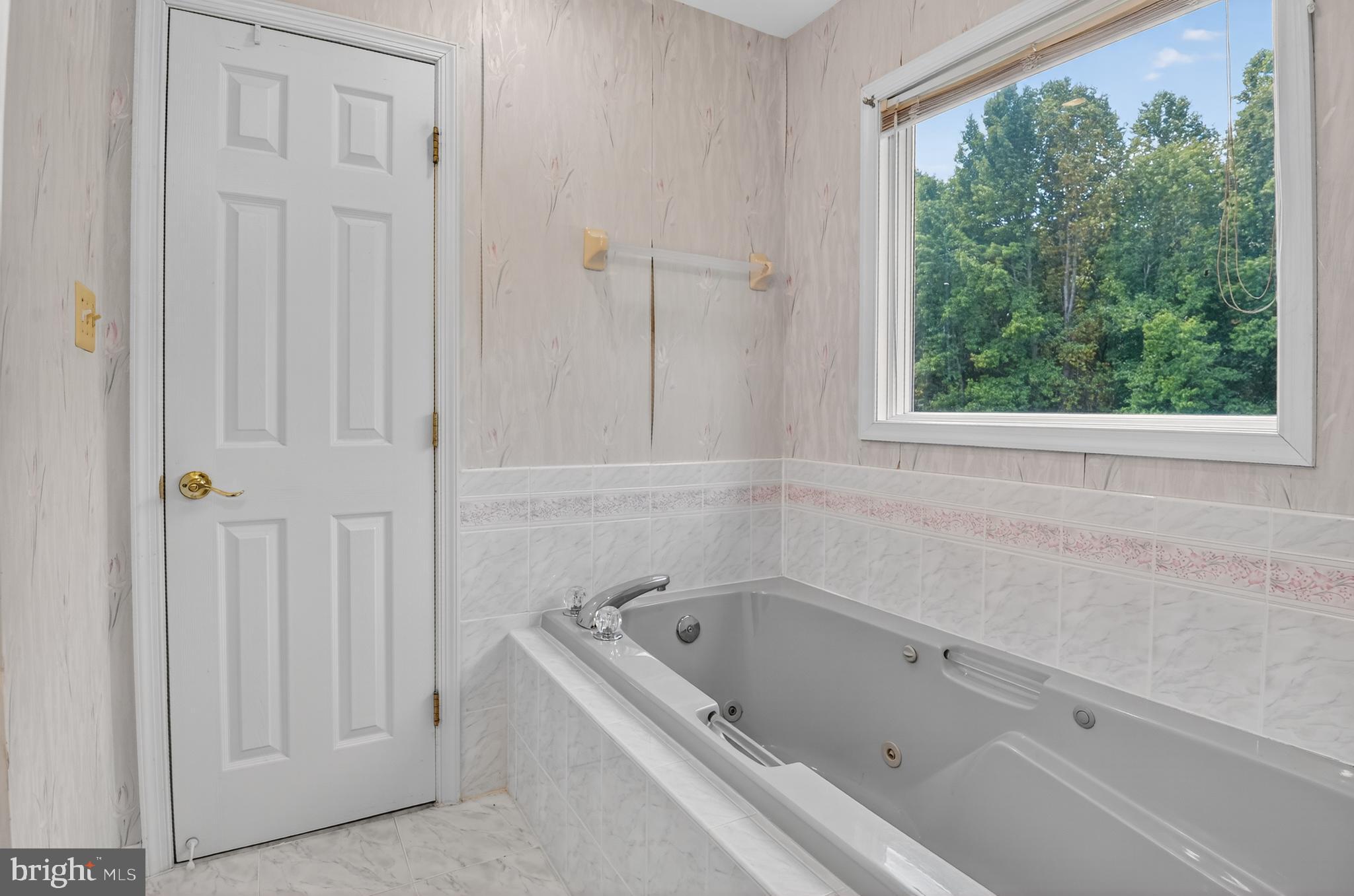 BERRY HILL MANOR - Residential