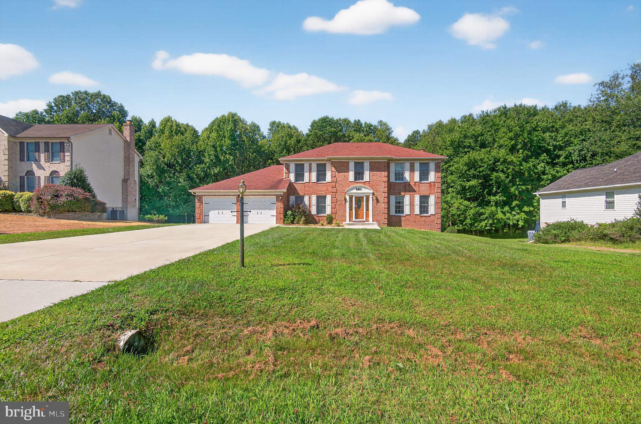 2411 PIMPERNEL DRIVE