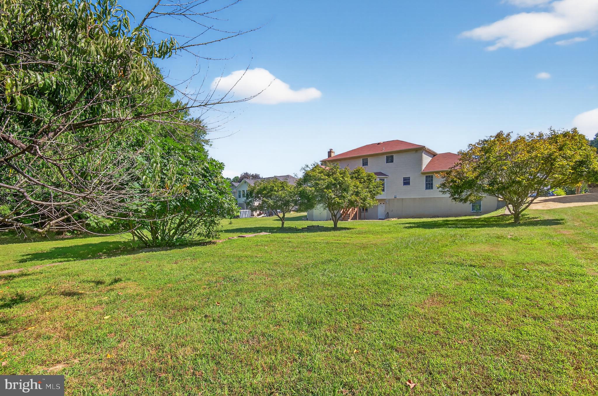2411 PIMPERNEL DRIVE