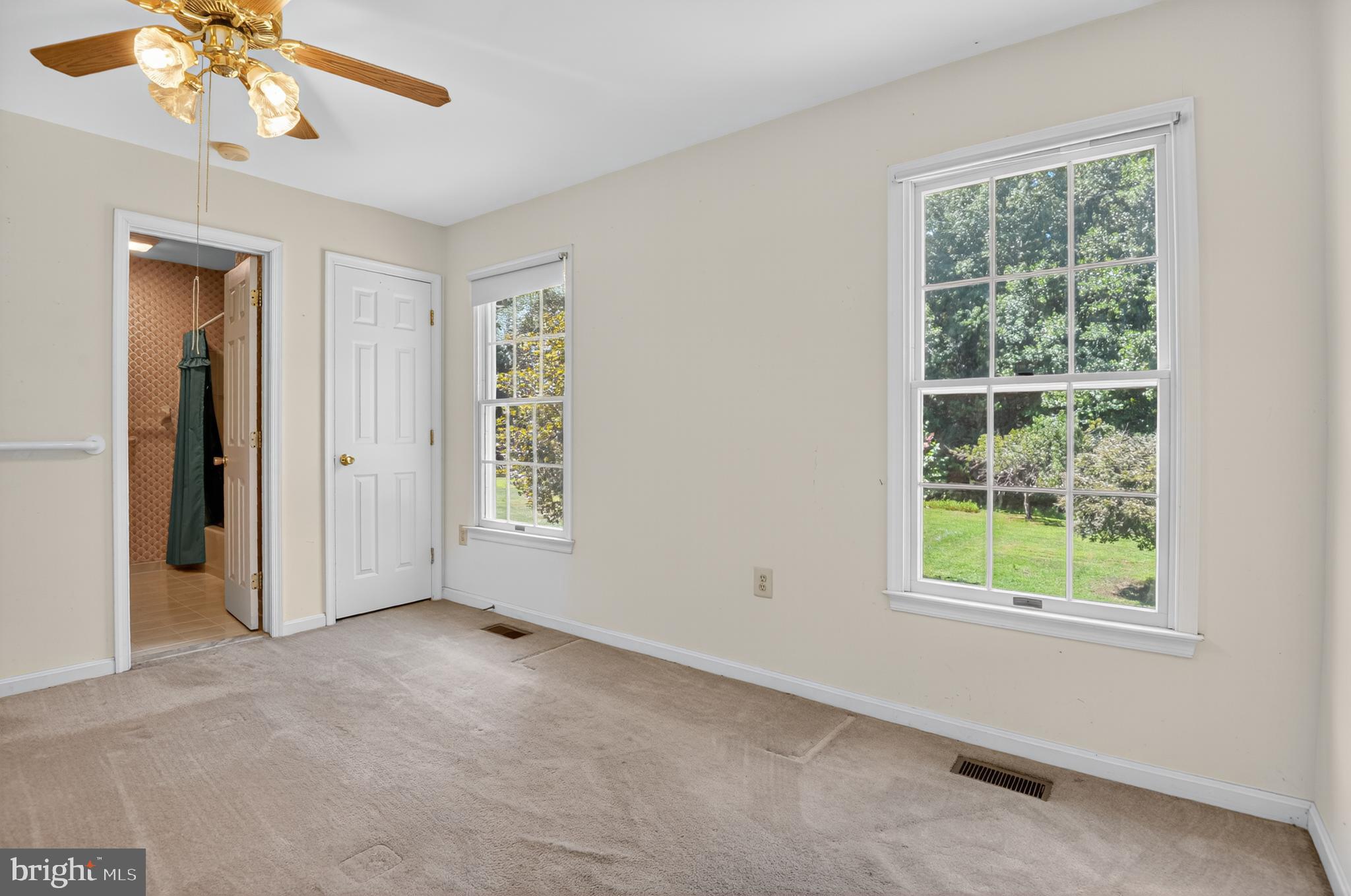 BERRY HILL MANOR - Residential