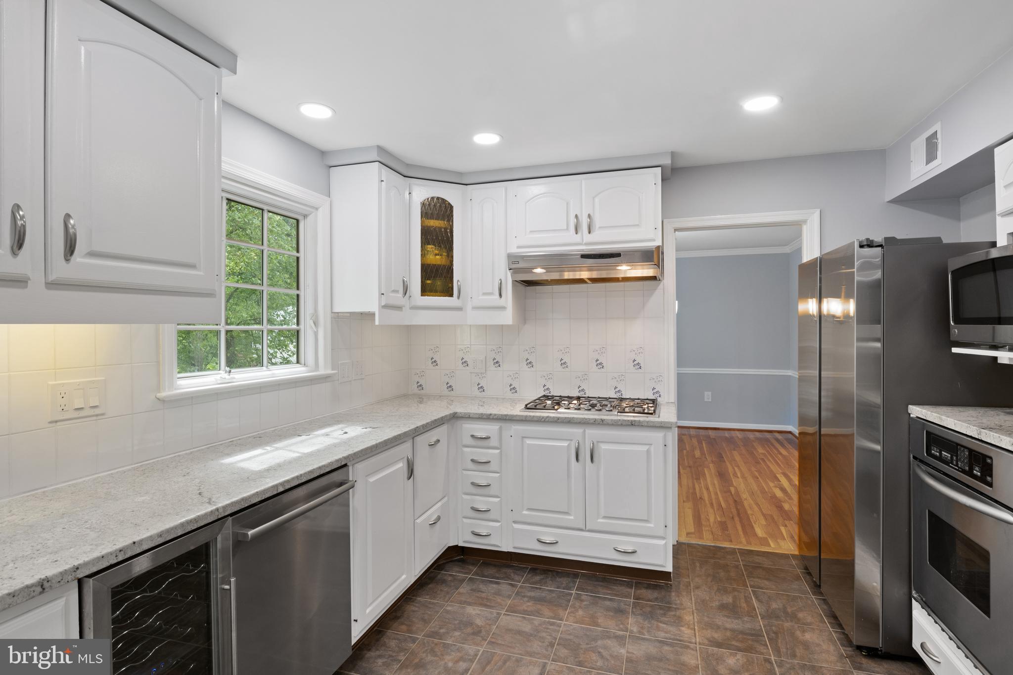 CHAPEL GLEN - Residential