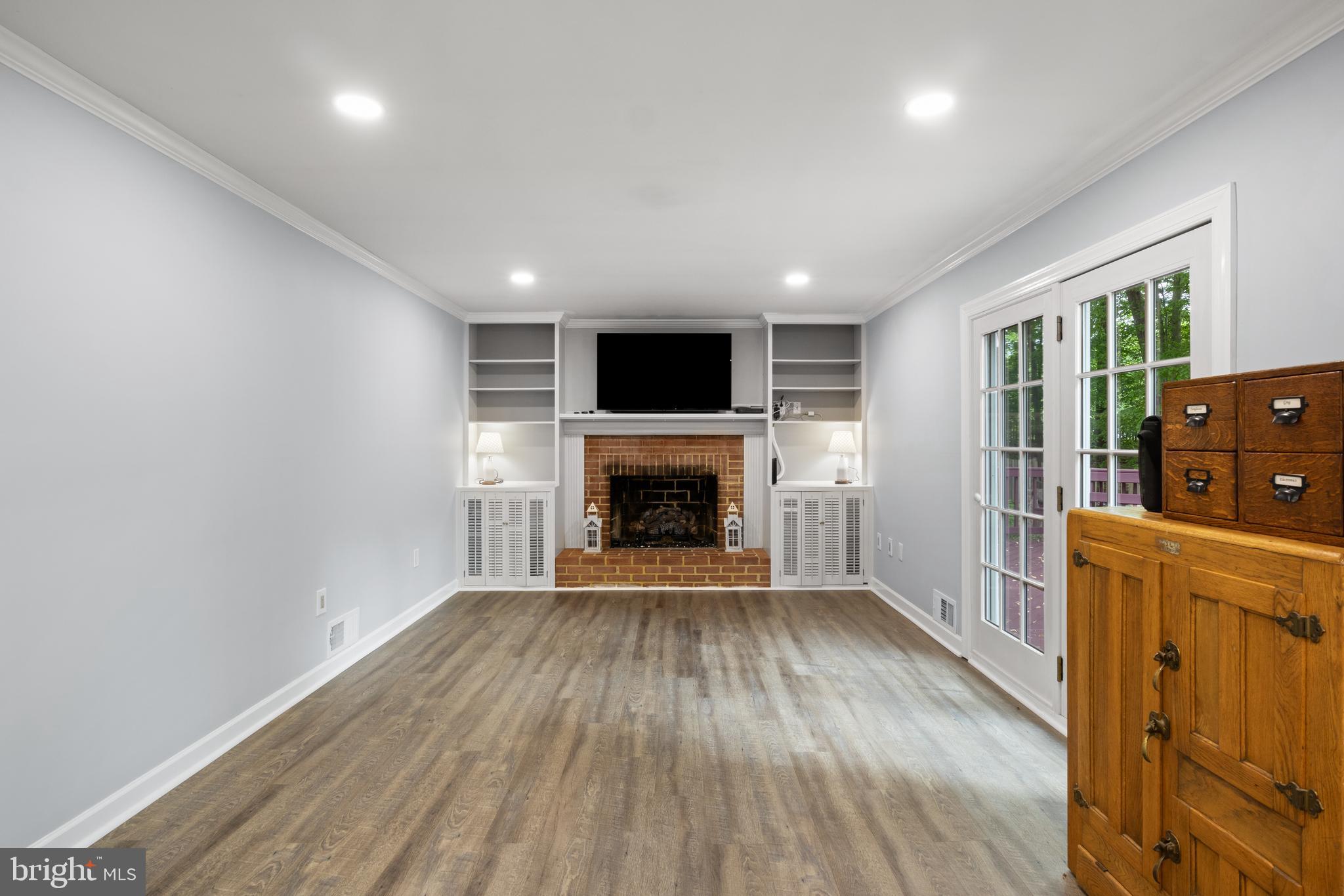 CHAPEL GLEN - Residential