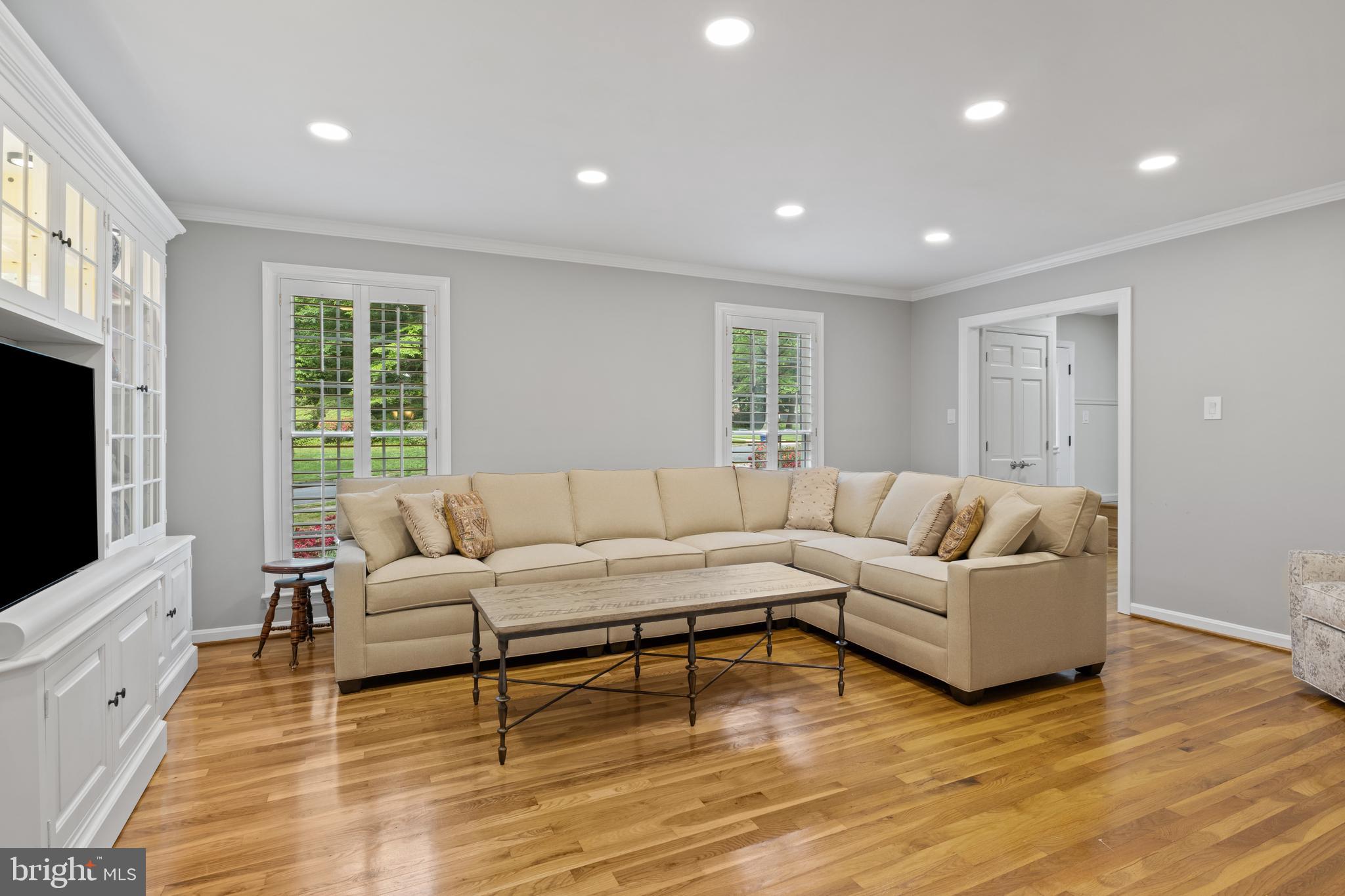 CHAPEL GLEN - Residential