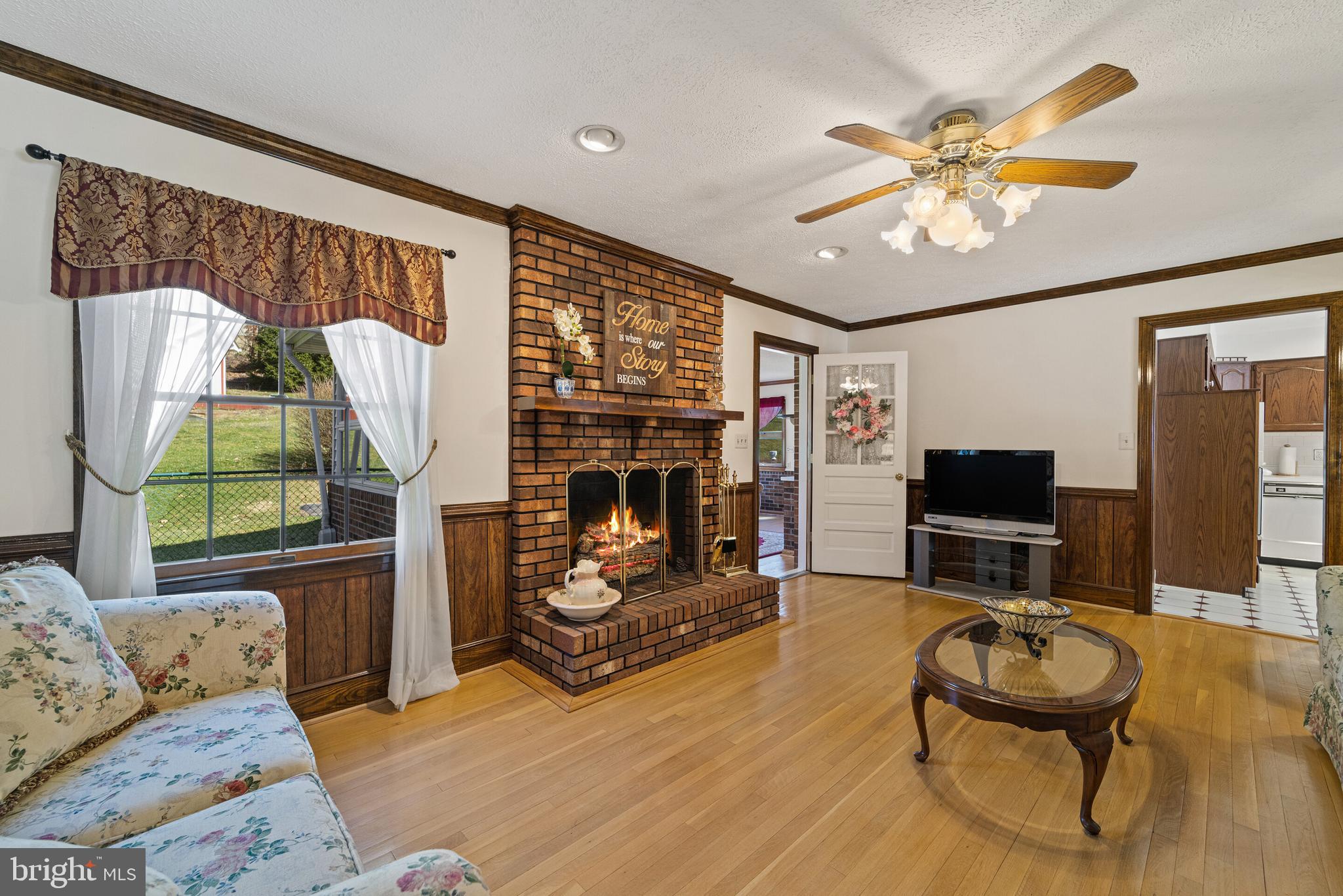 FOREST HILLS - Residential