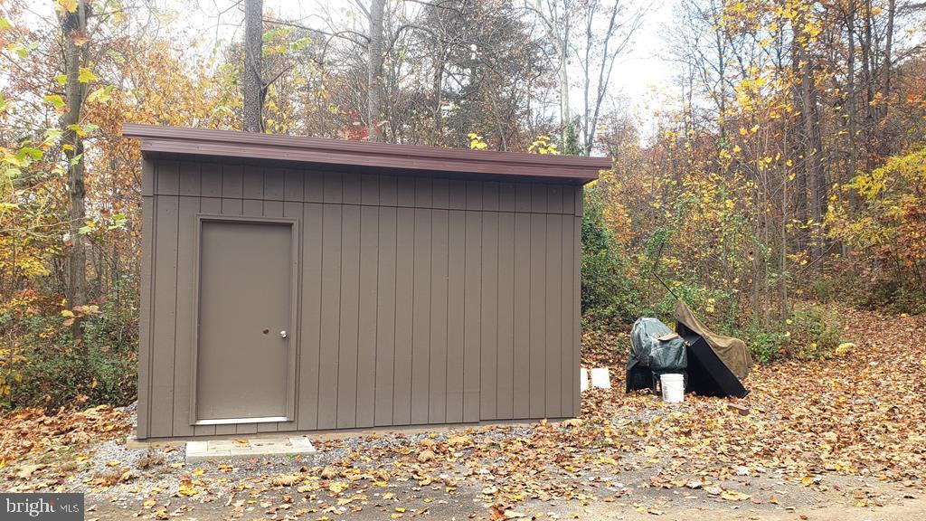 NONE AVAILABLE - Land