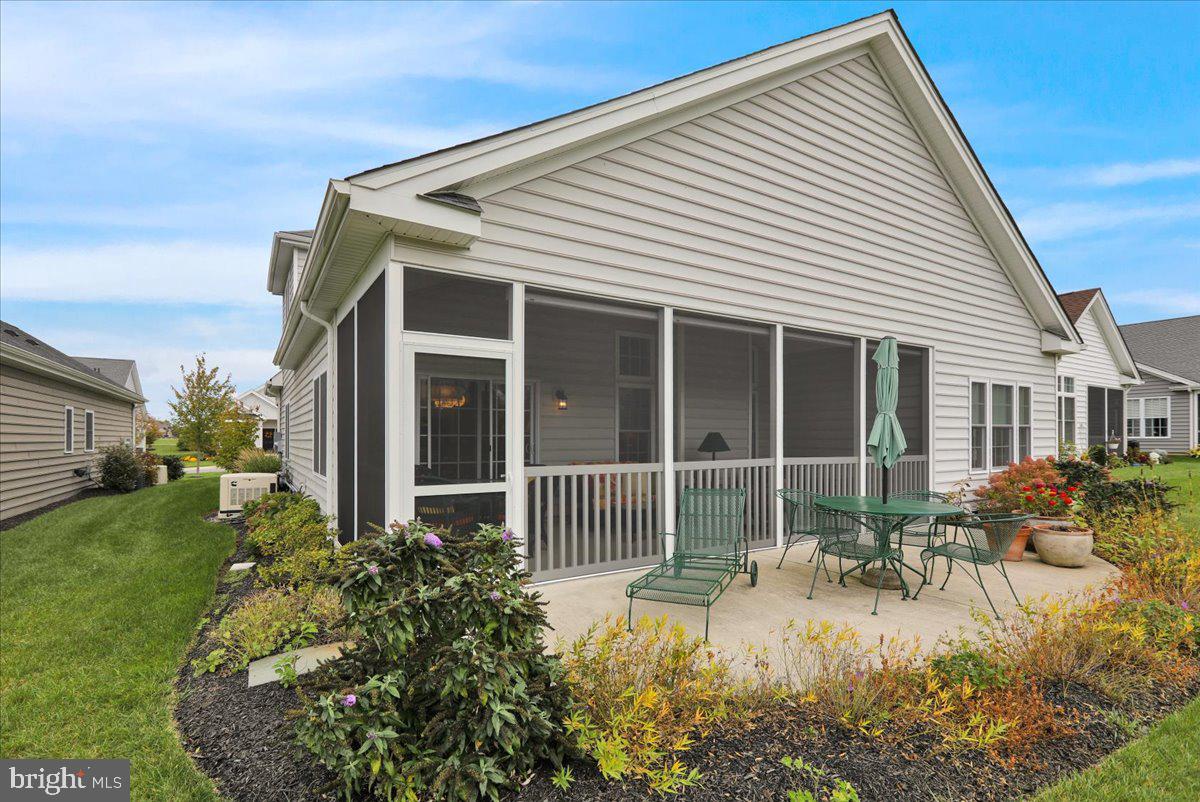 TRADITIONS OF AMERICA AT WEST BRANDYWINE - Residential