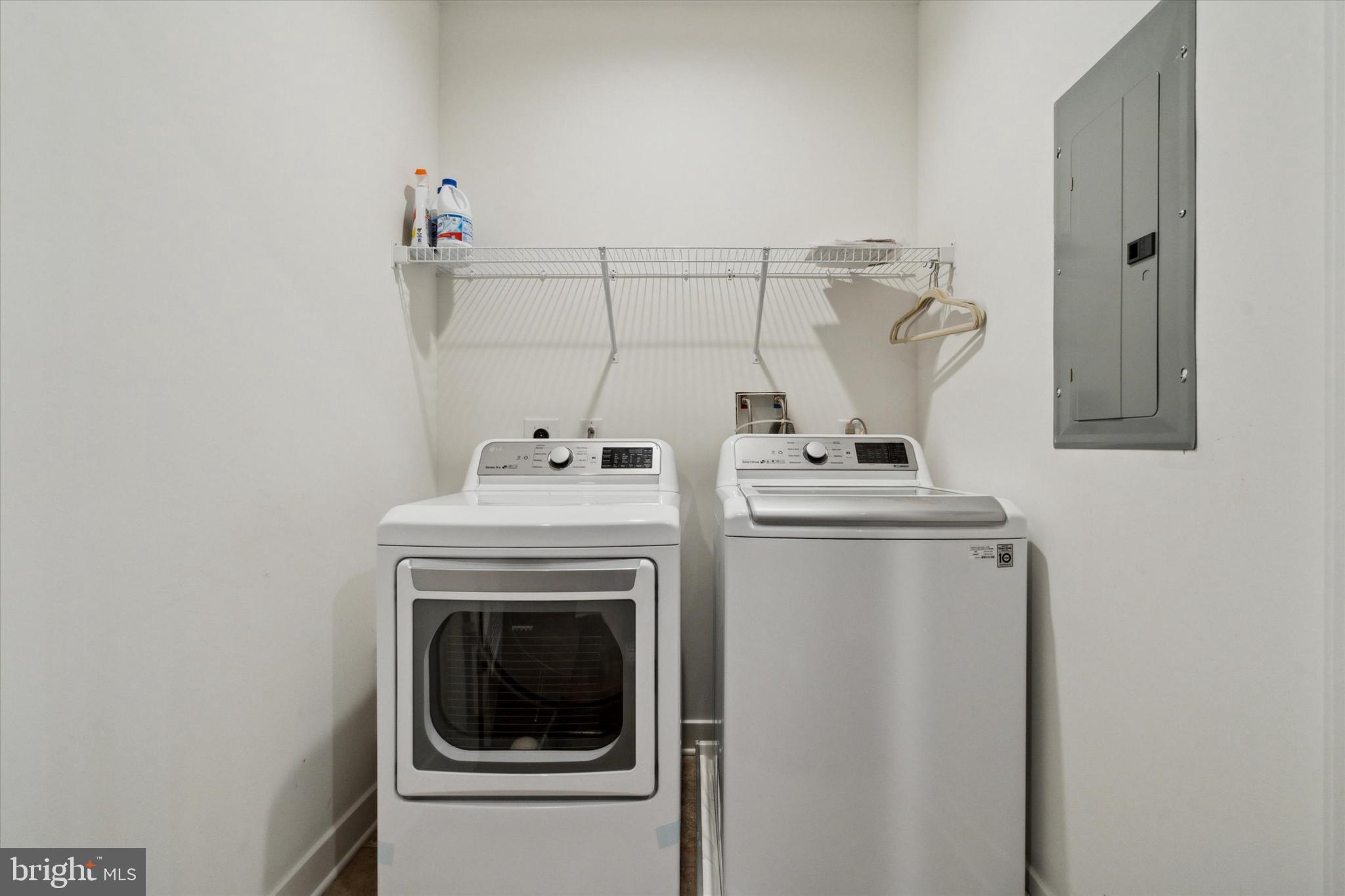 THE LOCKS - Residential