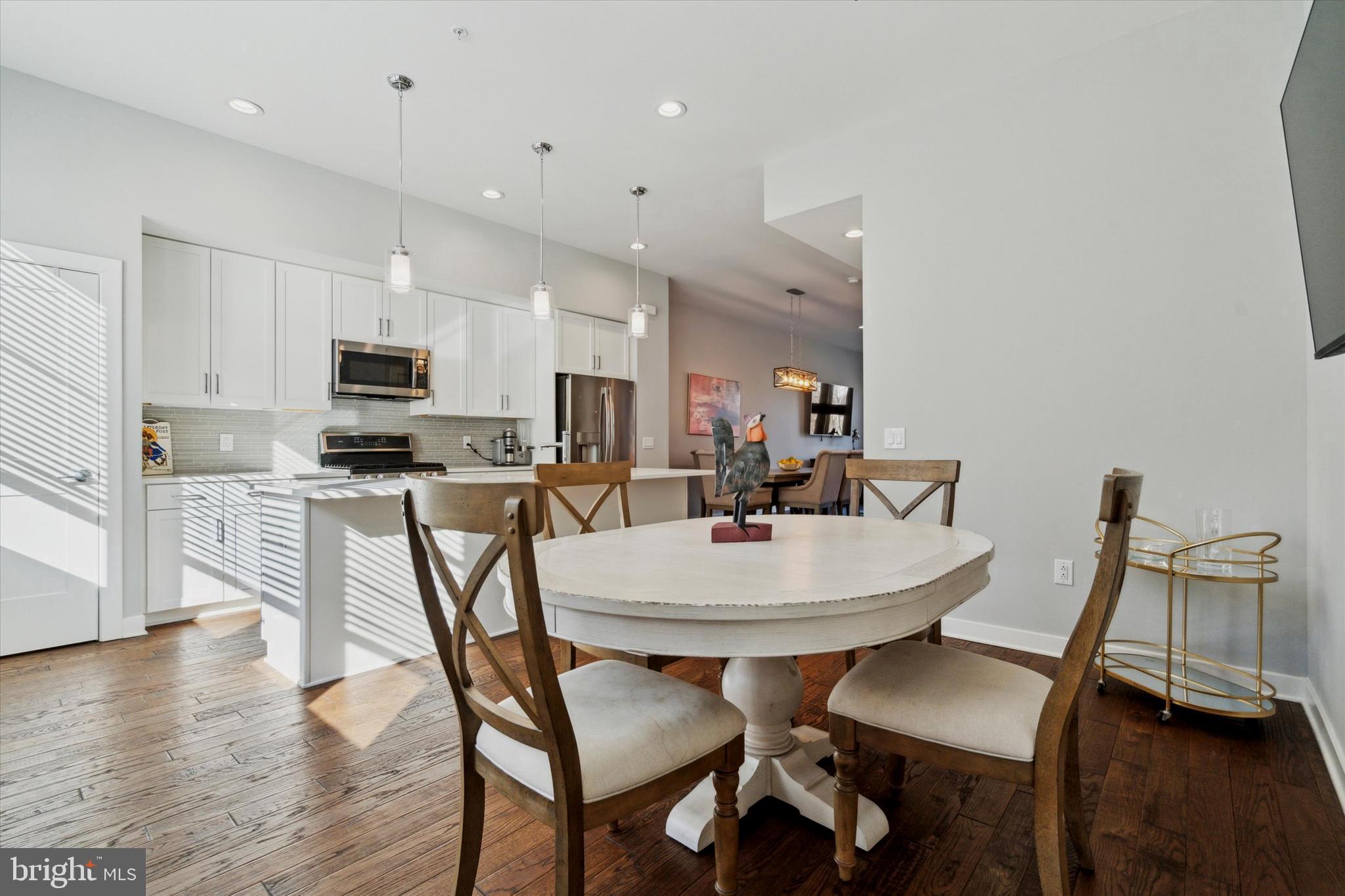 THE LOCKS - Residential