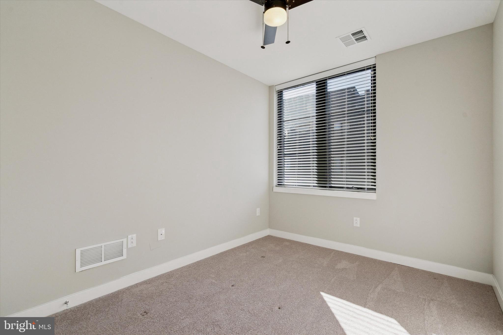 THE LOCKS - Residential