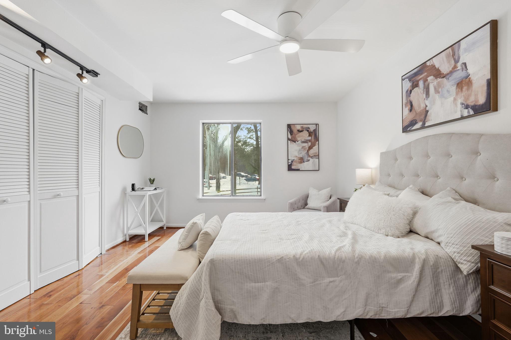 FAIRFIELD COMMONS - Residential