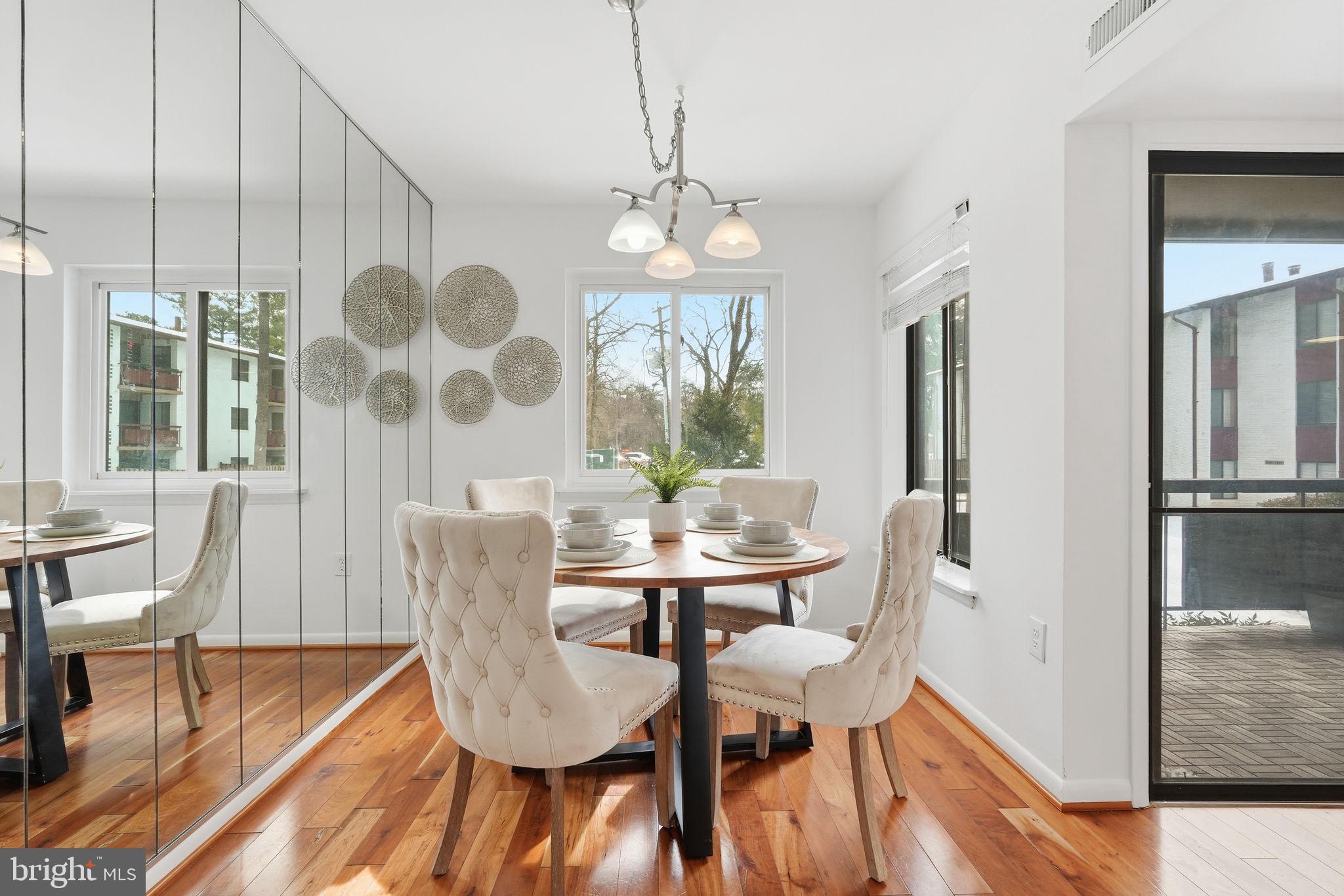 FAIRFIELD COMMONS - Residential