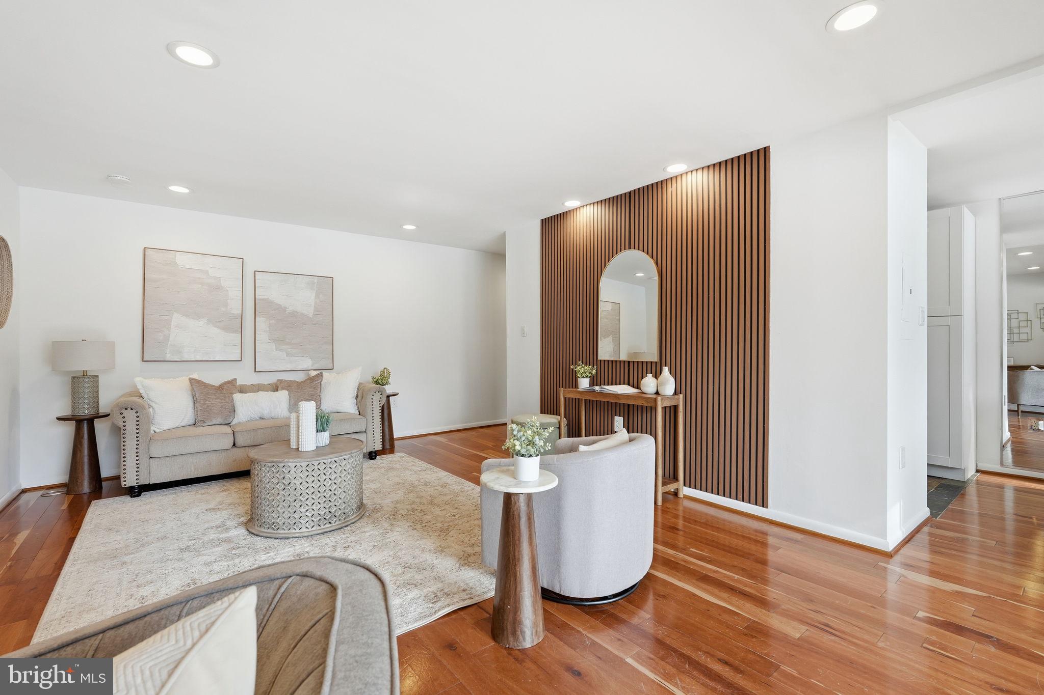 FAIRFIELD COMMONS - Residential