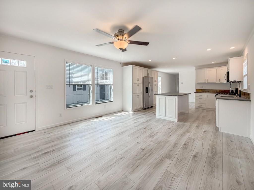 PENNWOOD CROSSING - Residential