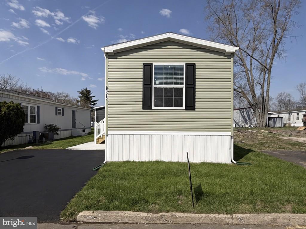 PENNWOOD CROSSING - Residential