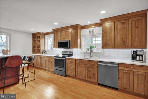 848 N PRESIDENT AVENUE LANCASTER PA 17603