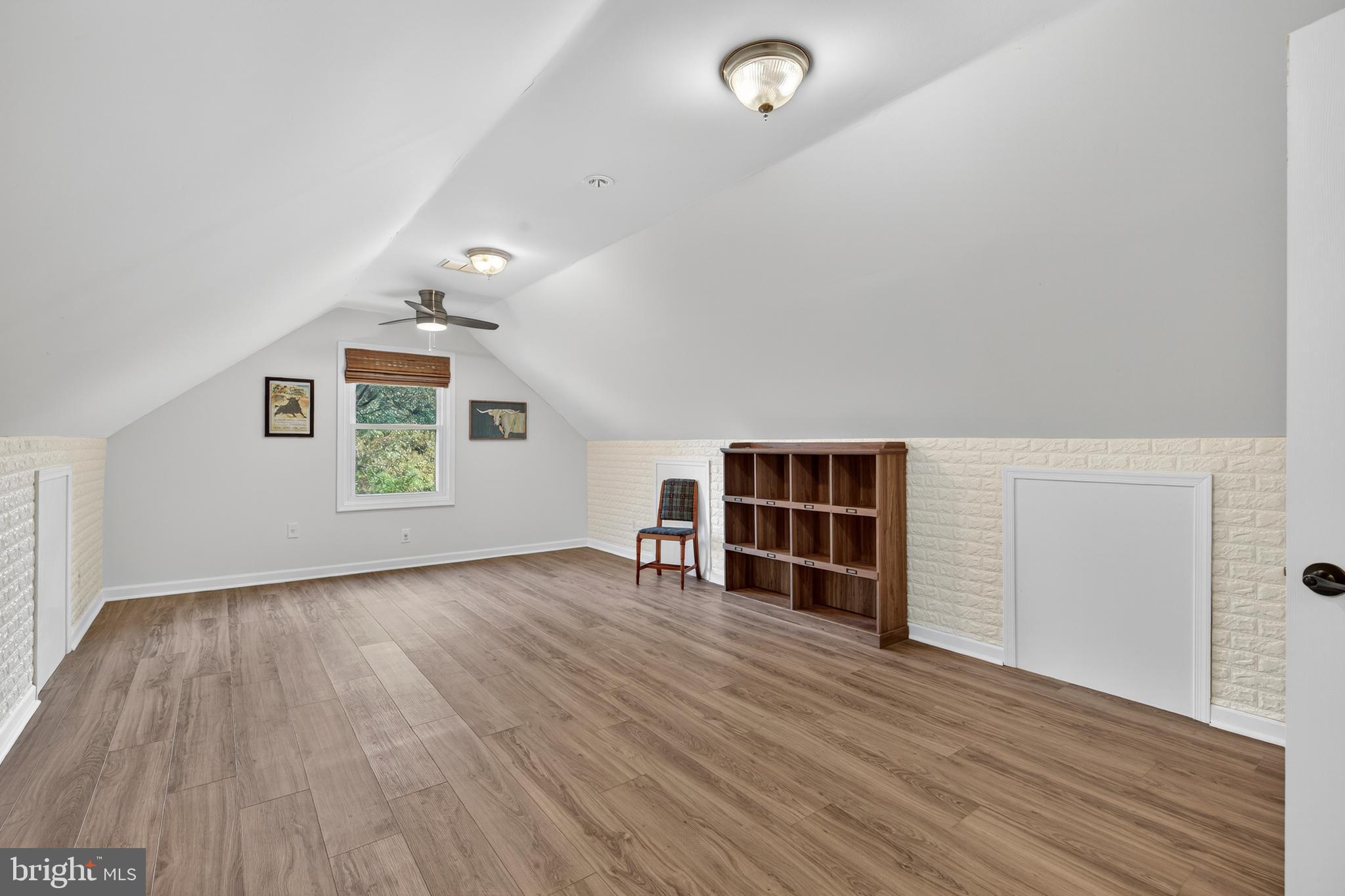 TANYARD - Residential