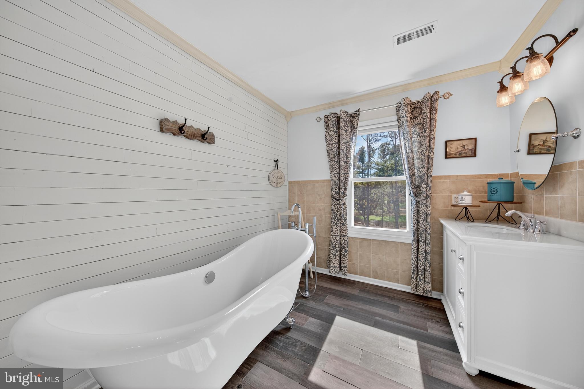 TANYARD - Residential