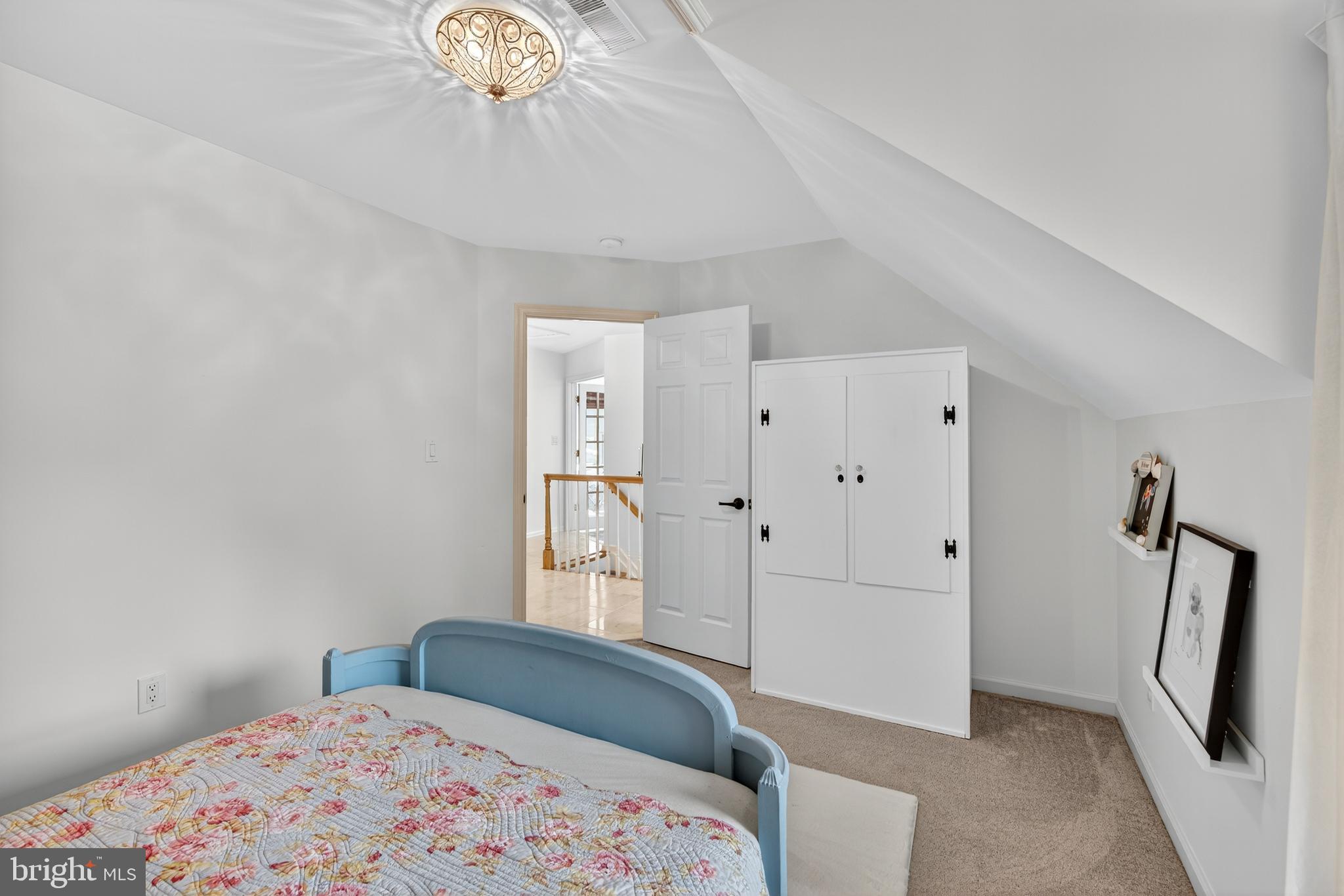 TANYARD - Residential