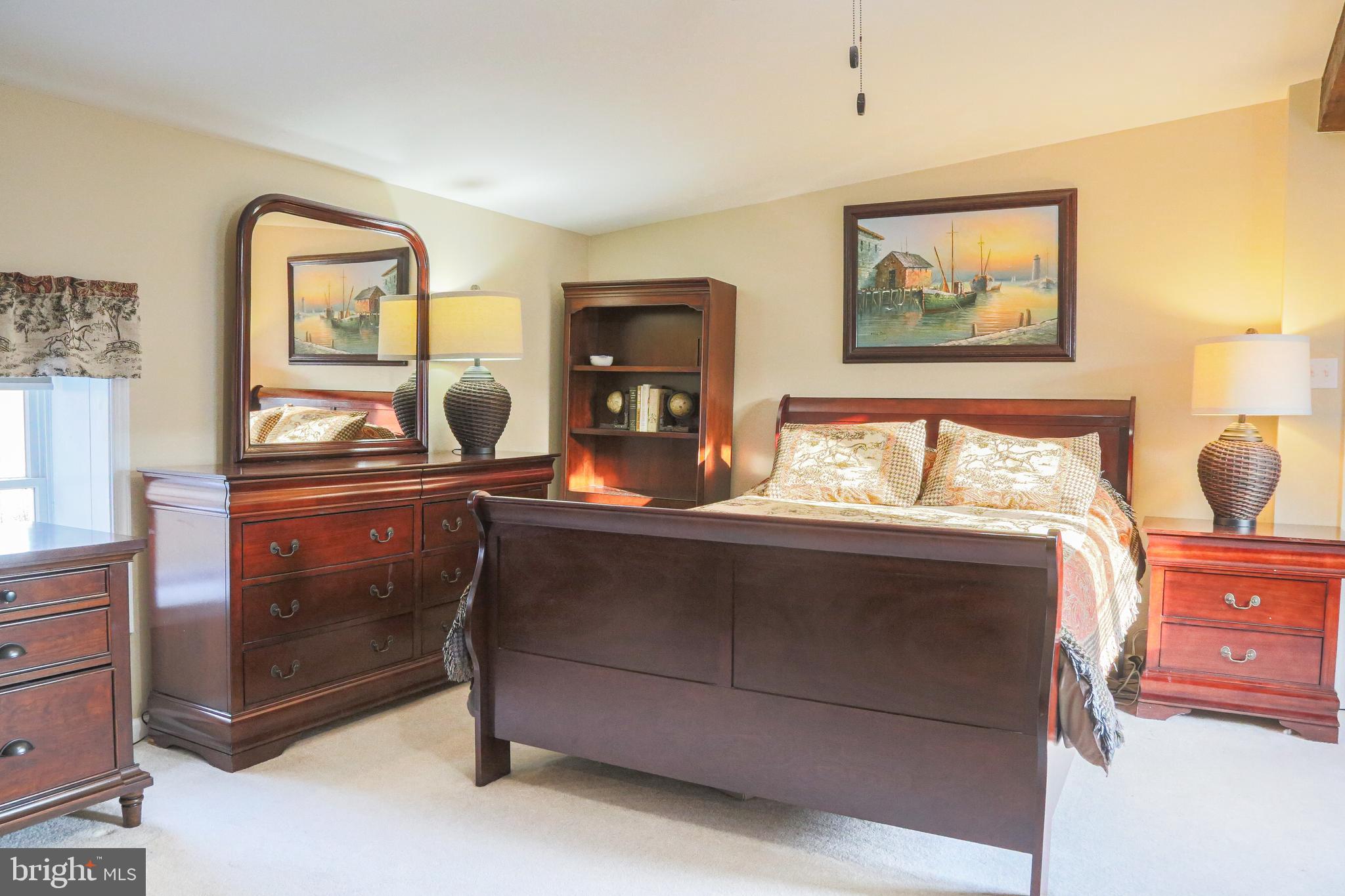 THORNBURY - Residential