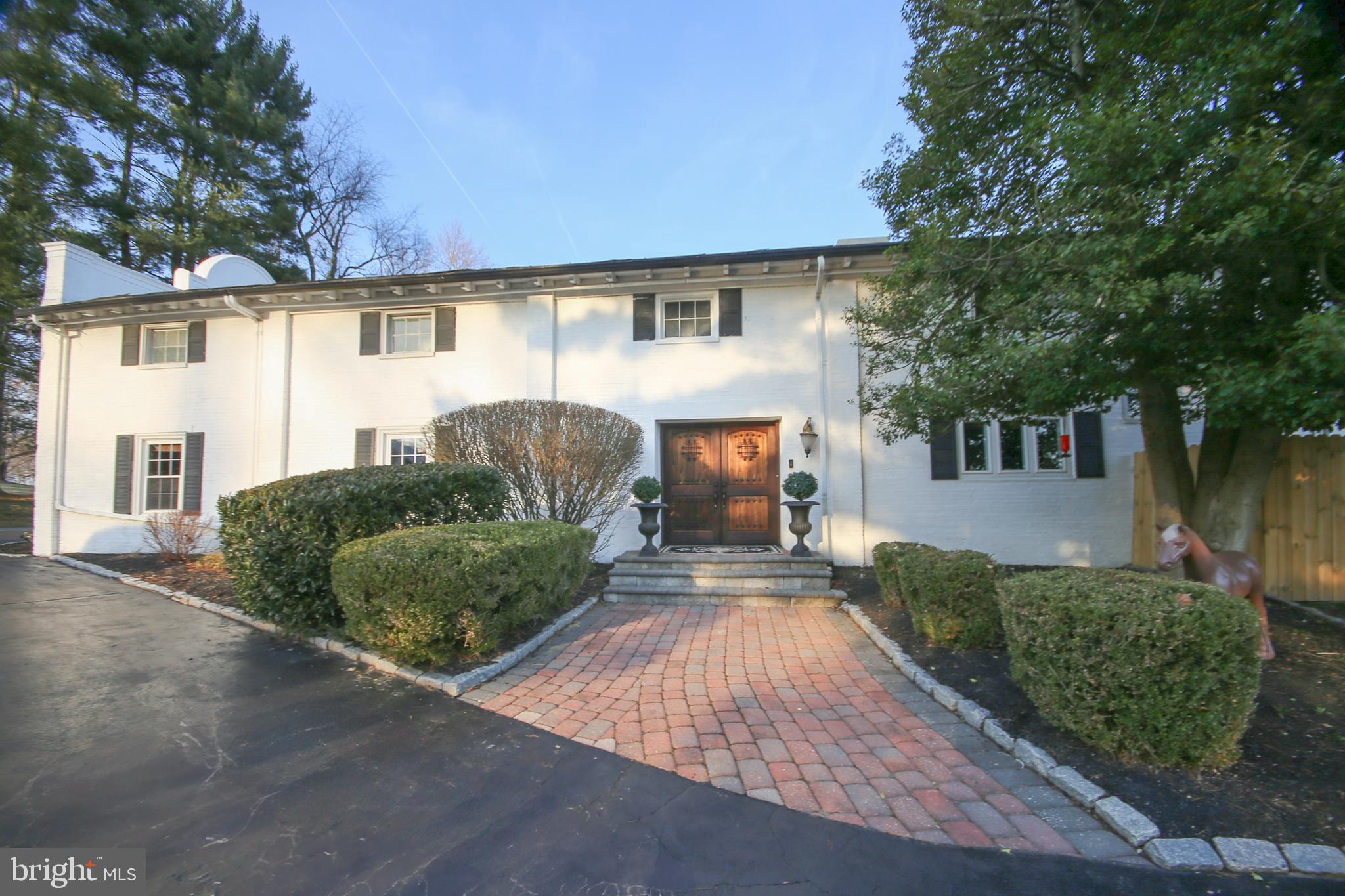 THORNBURY - Residential