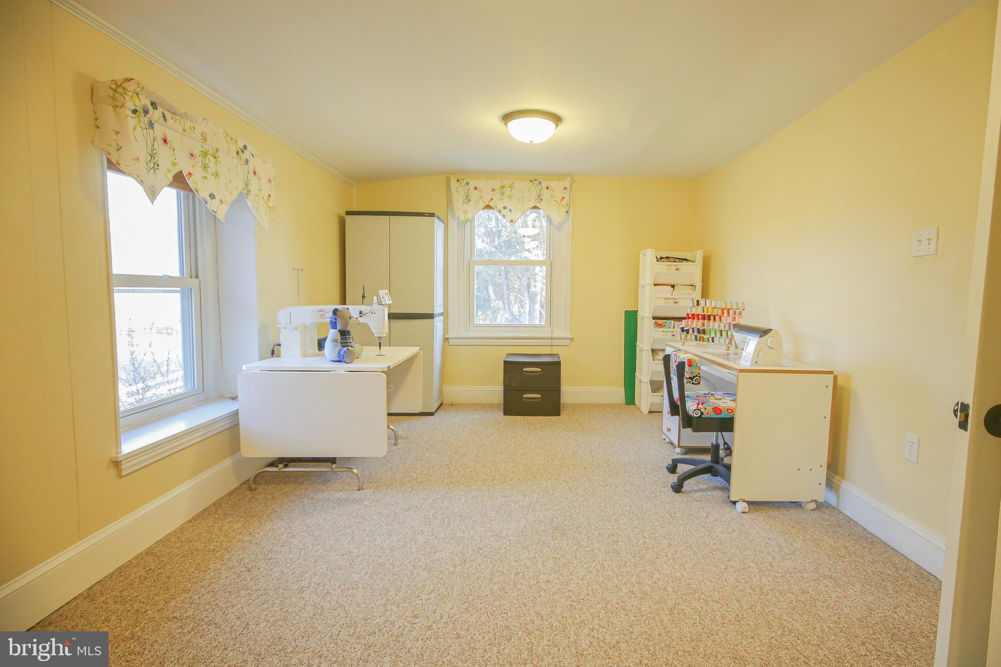 THORNBURY - Residential