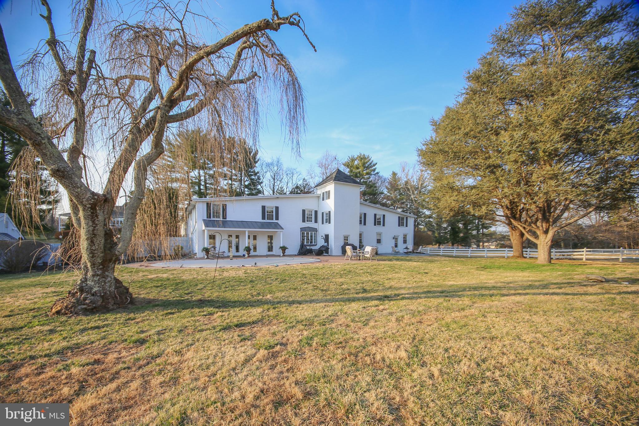 THORNBURY - Residential