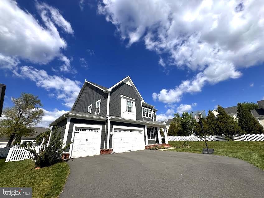805 STEPHAN MACE COURT