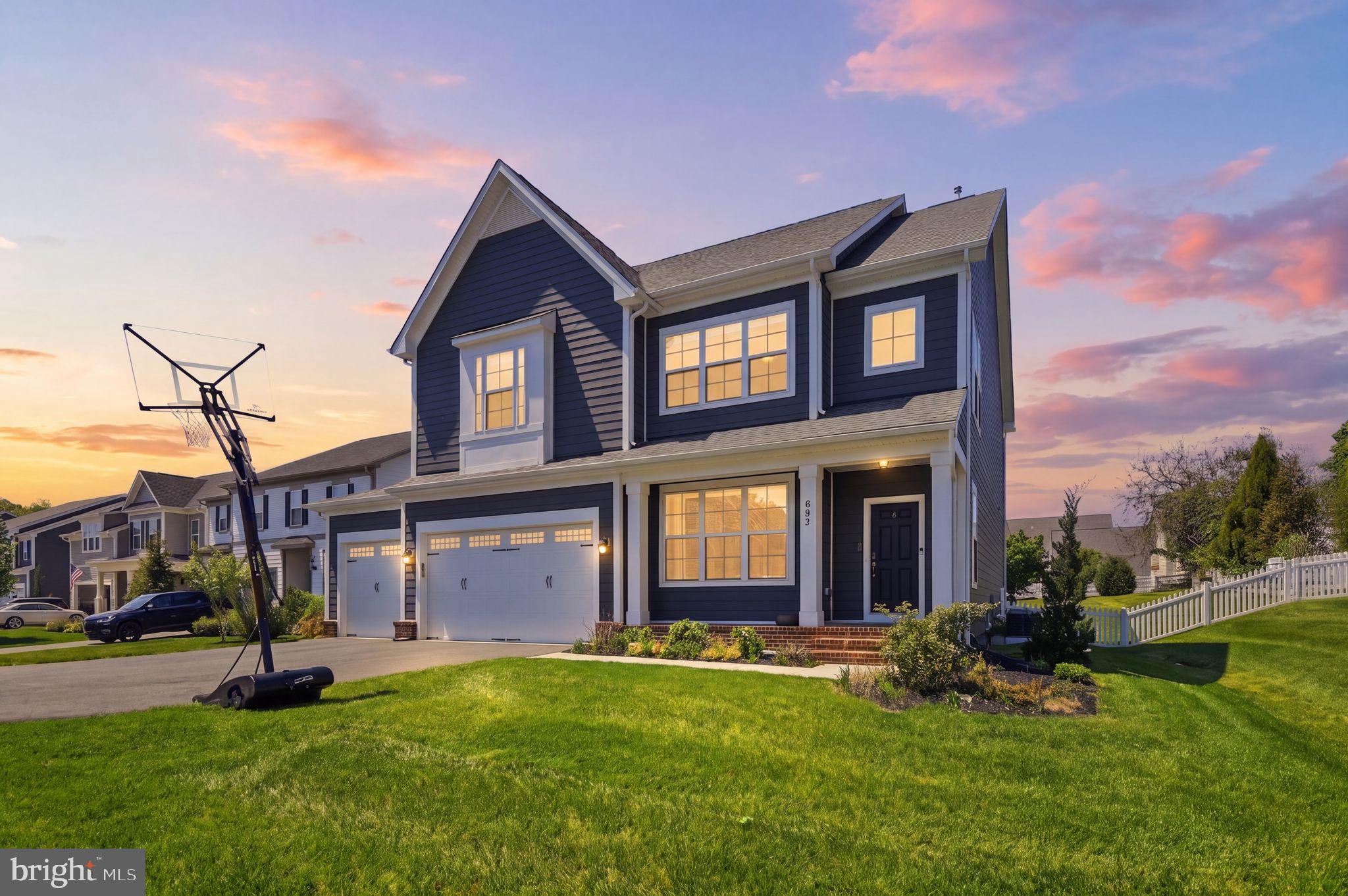 VILLAGE CASE - Residential