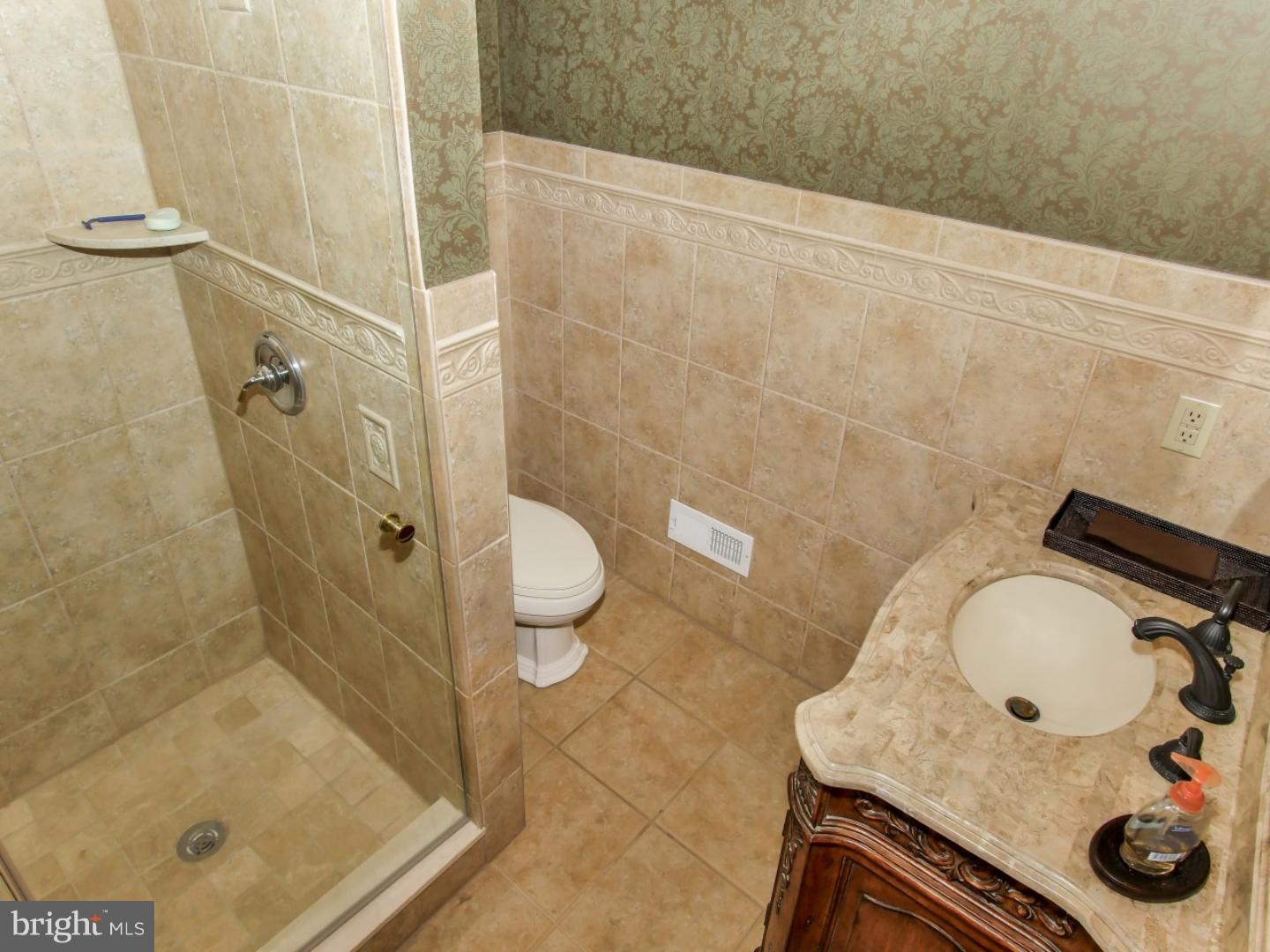 BOWMANS TOWER FARM - Residential