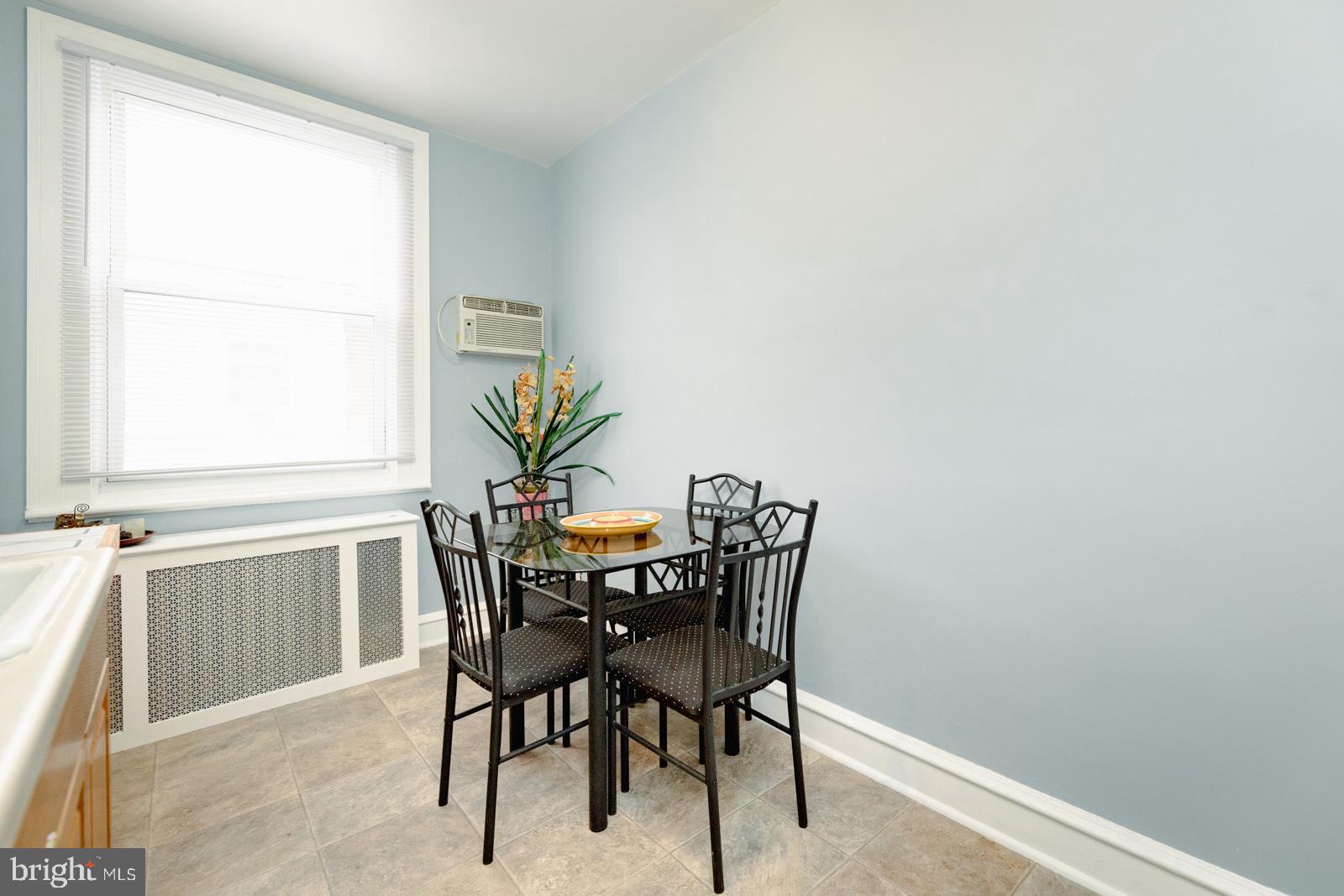 HUNTING PARK - Commercial Sale