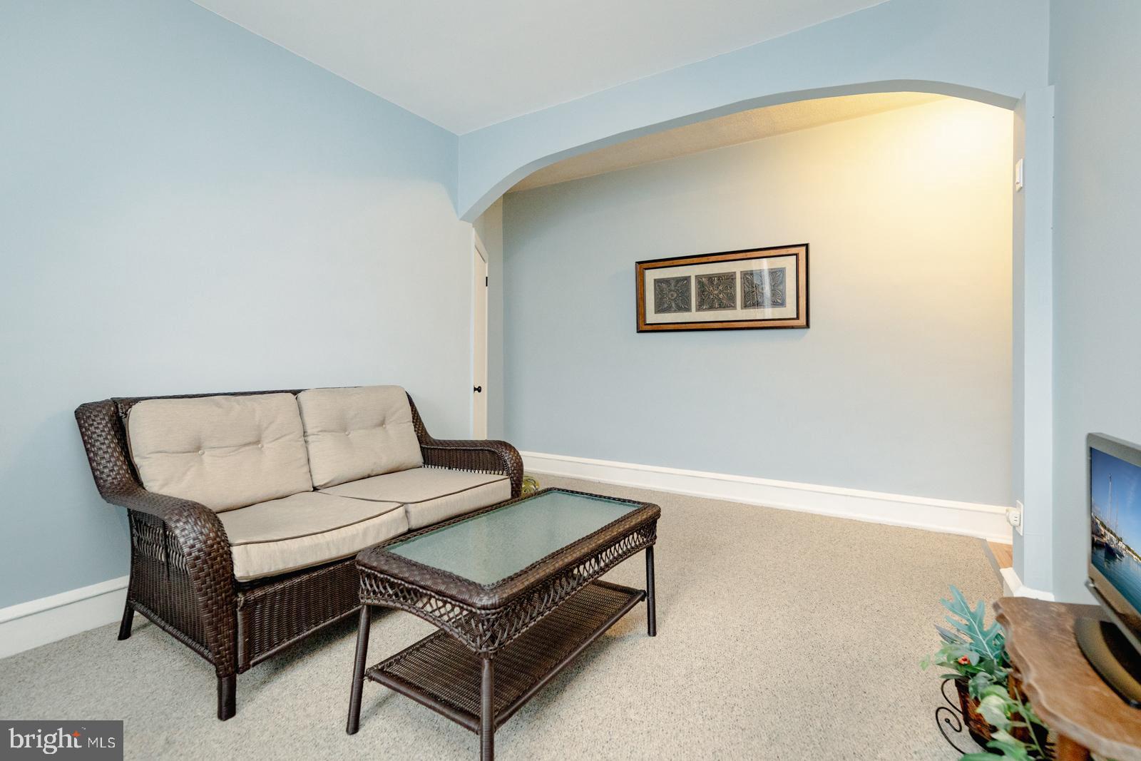 HUNTING PARK - Commercial Sale