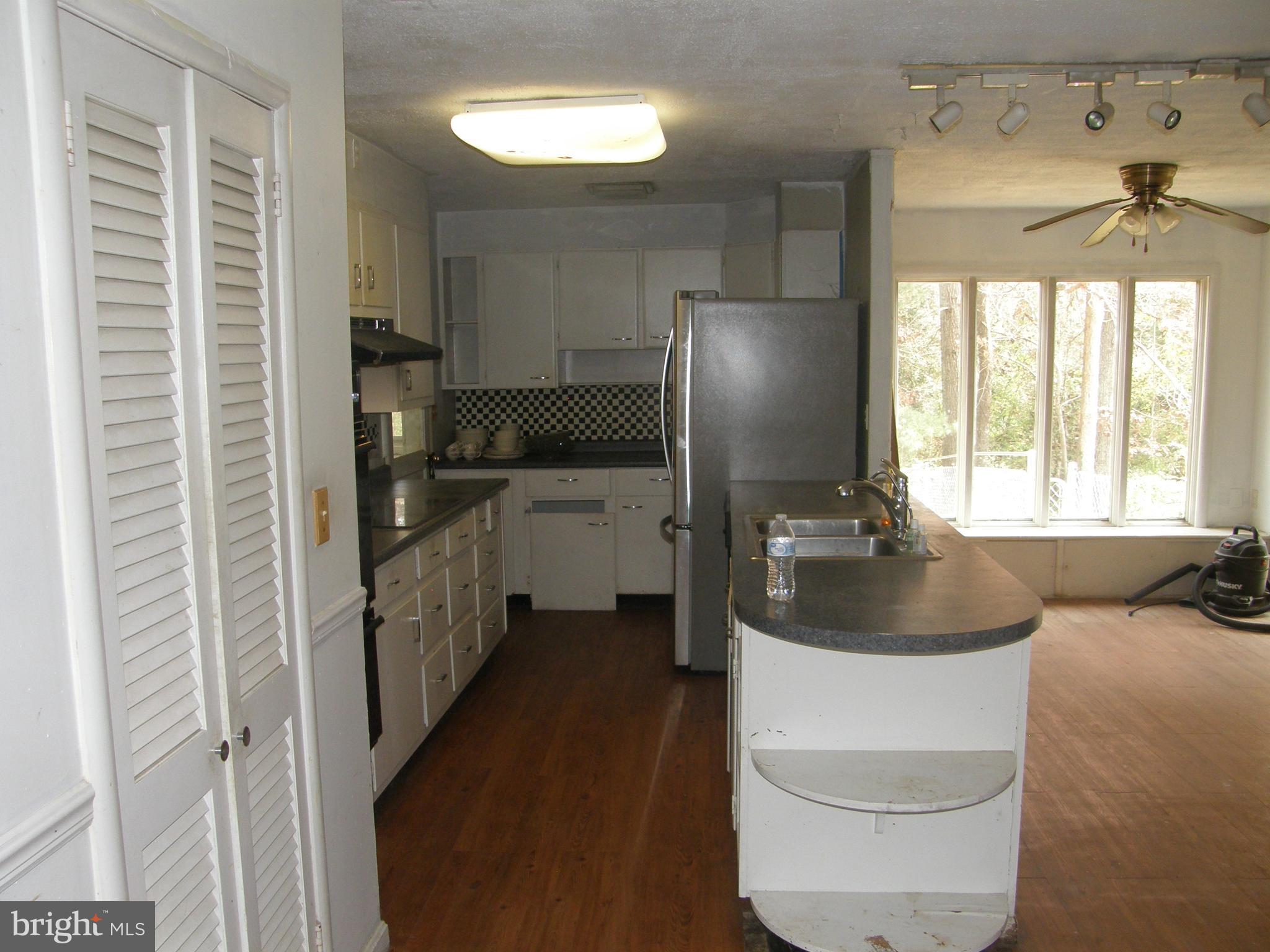 WARING - Residential