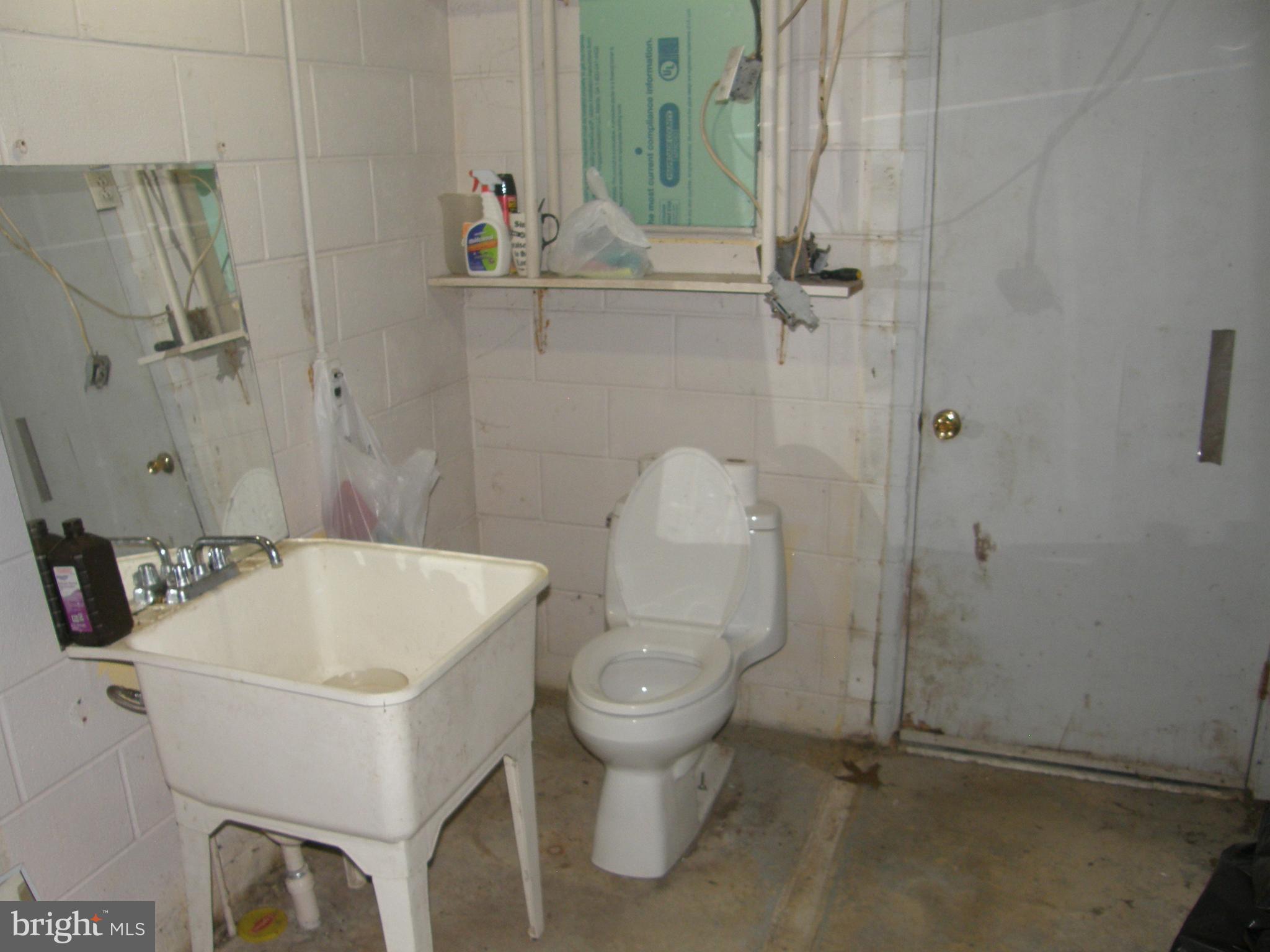 WARING - Residential