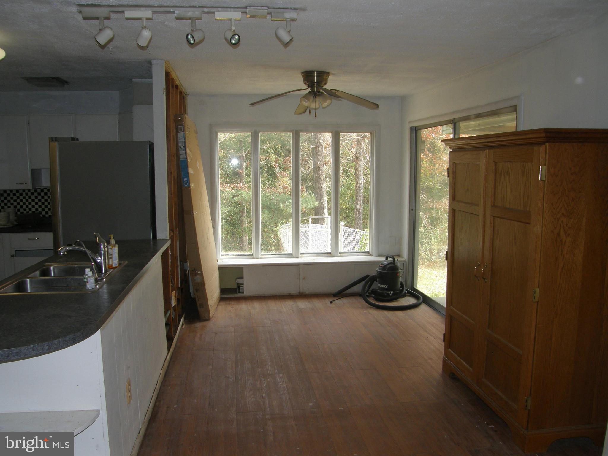 WARING - Residential