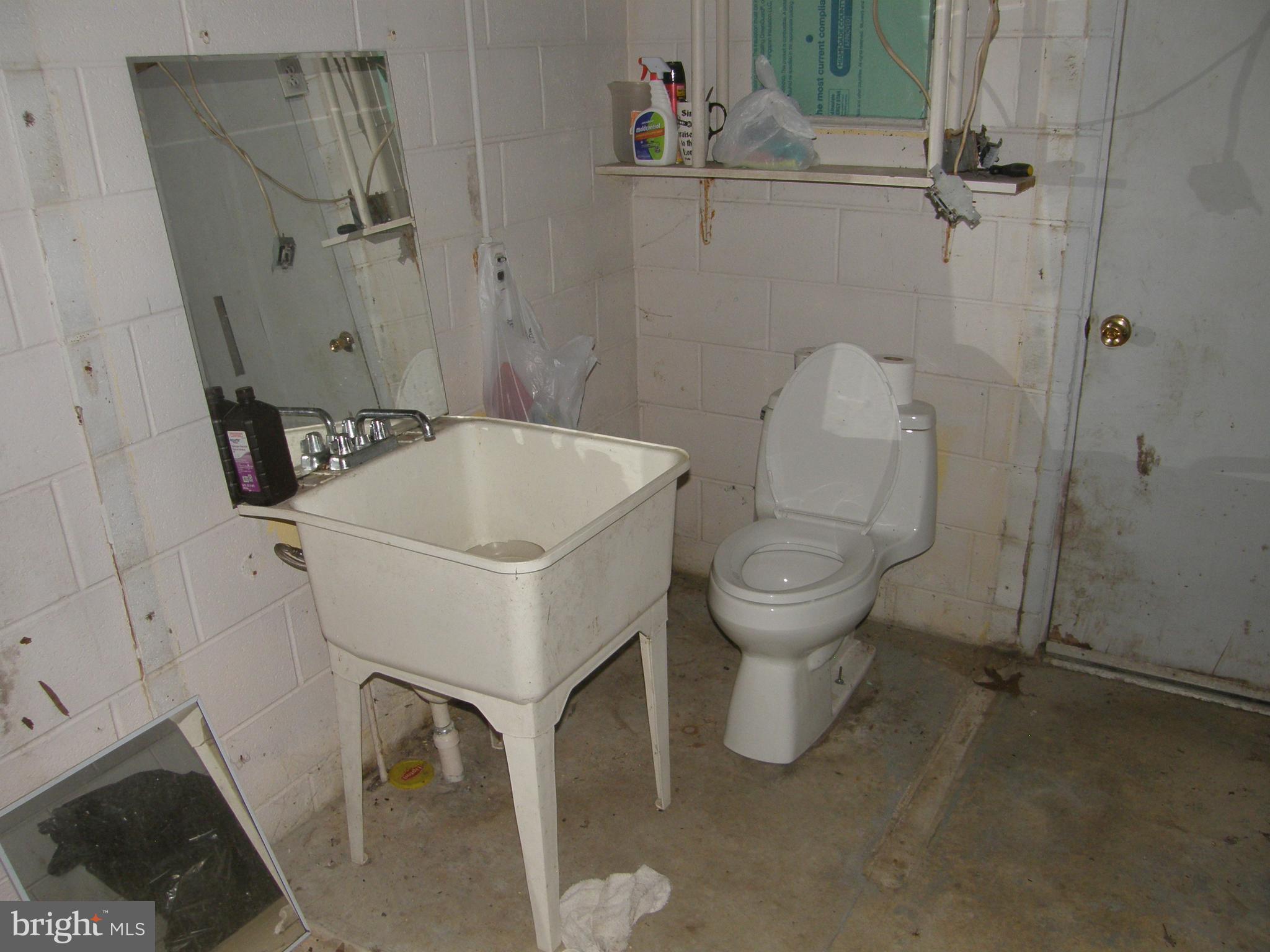 WARING - Residential