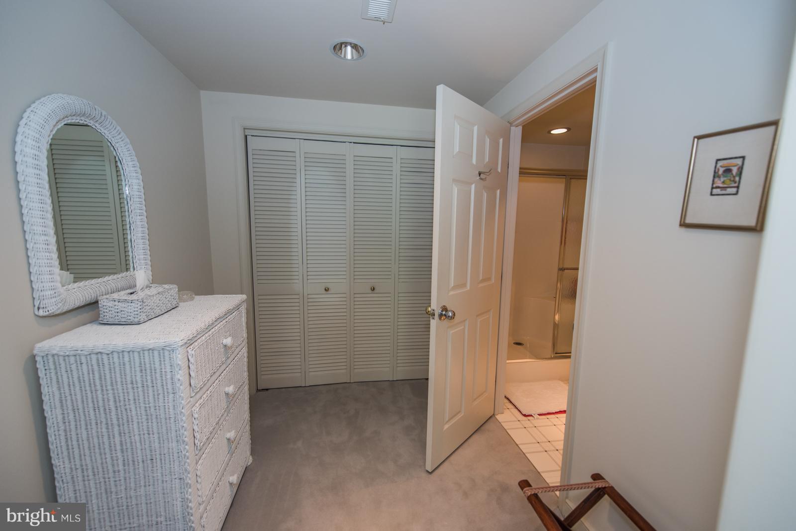 FERNBANK - Residential