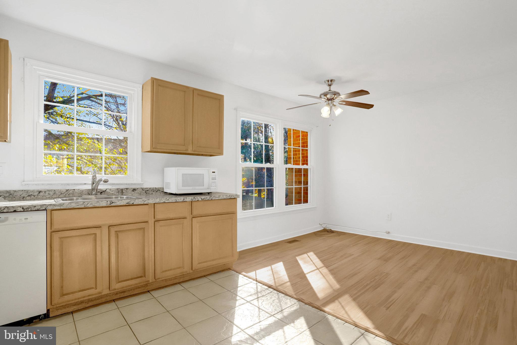 LAKEPOINTE - Residential Lease