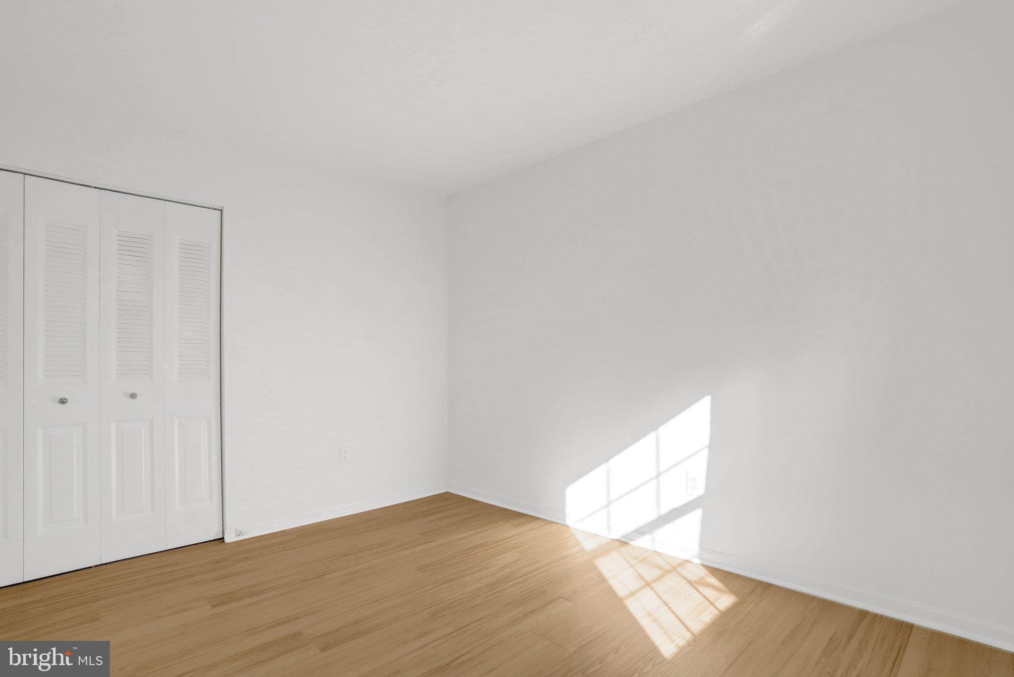 LAKEPOINTE - Residential Lease