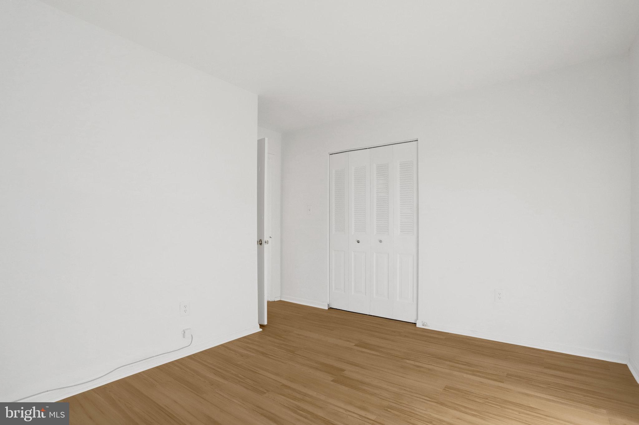 LAKEPOINTE - Residential Lease