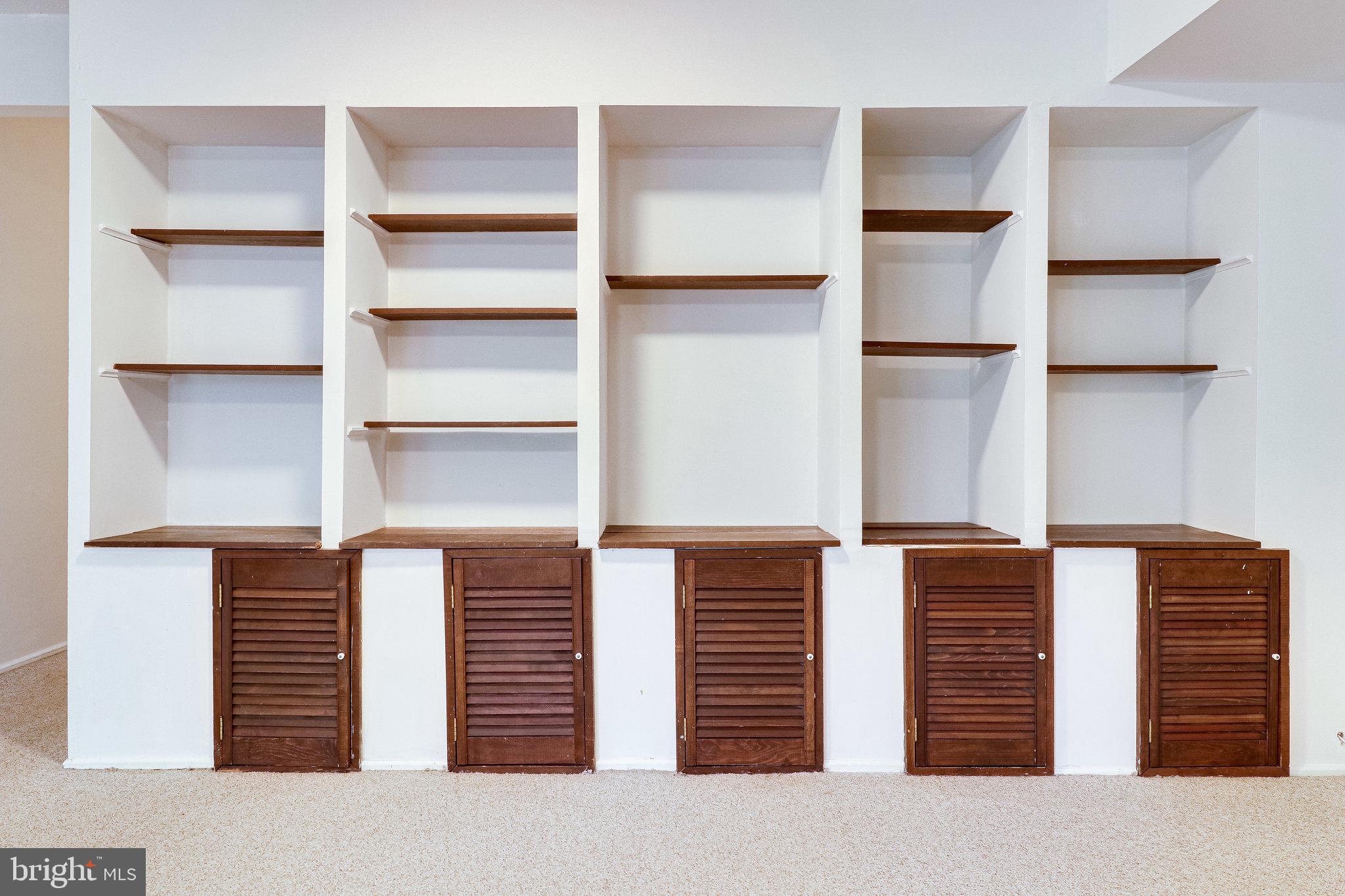 LAKEPOINTE - Residential Lease