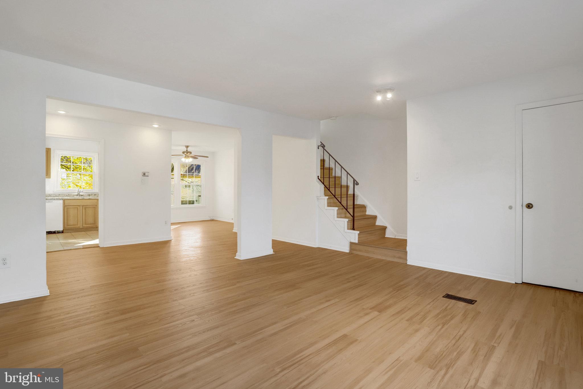 LAKEPOINTE - Residential Lease