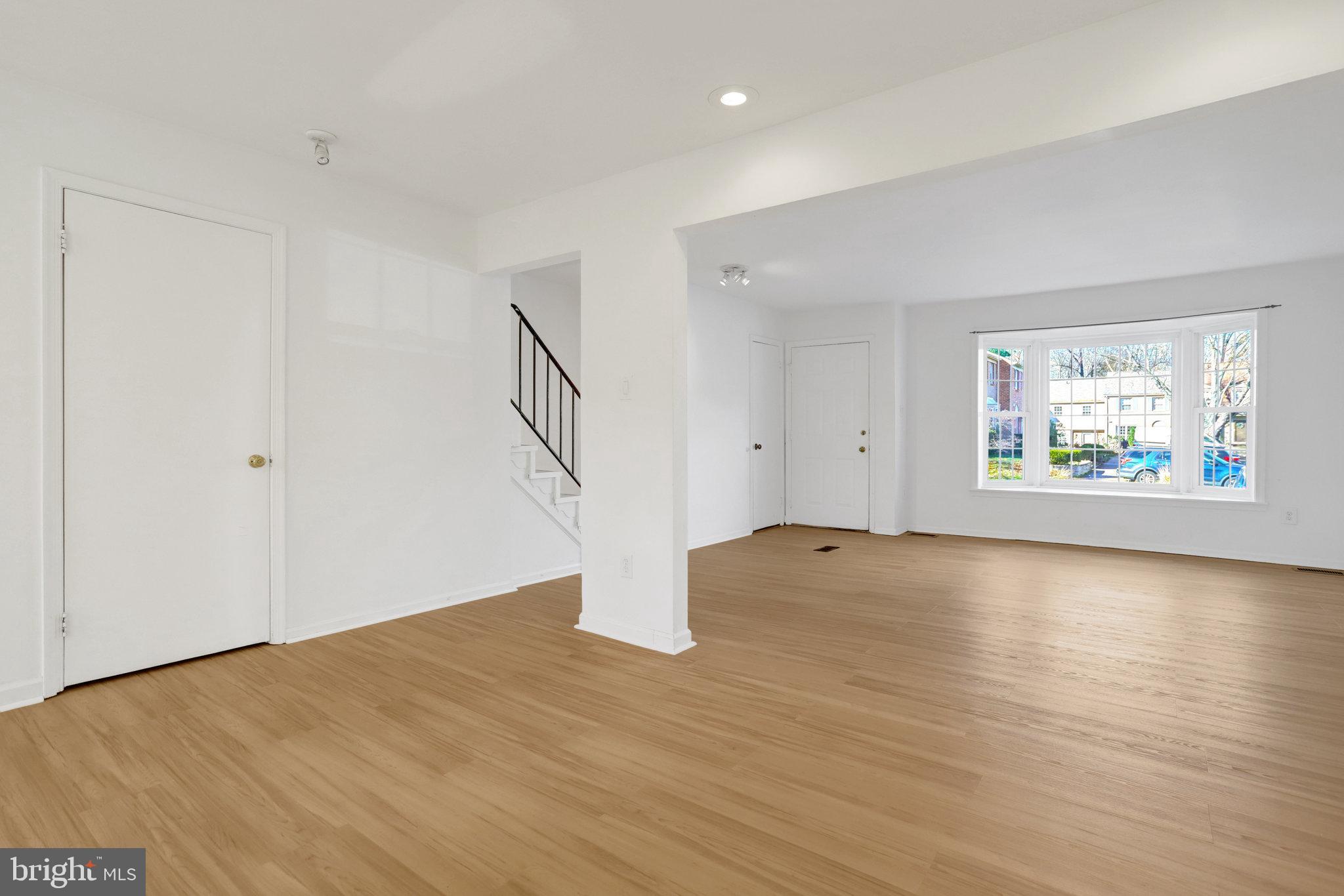 LAKEPOINTE - Residential Lease