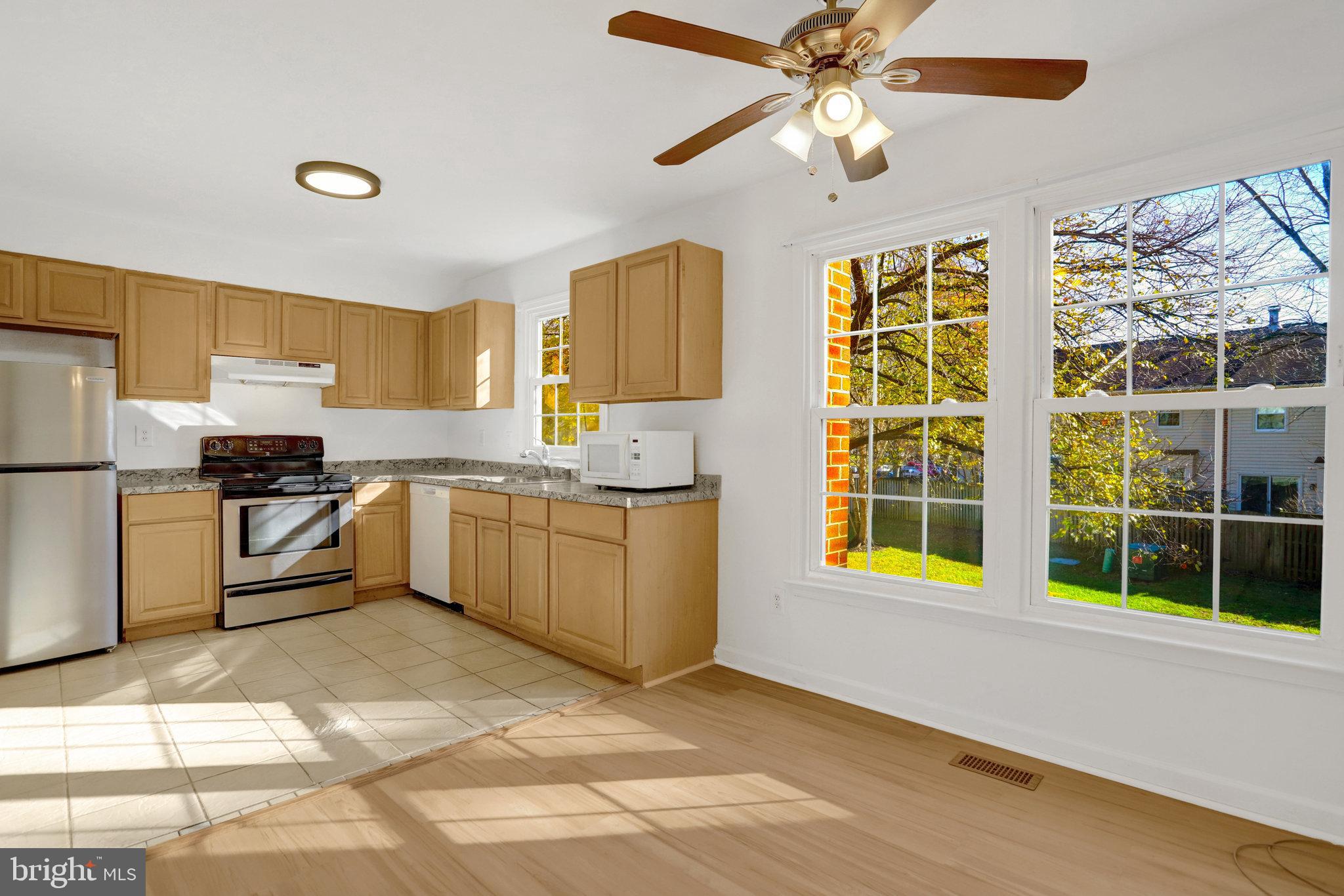 LAKEPOINTE - Residential Lease