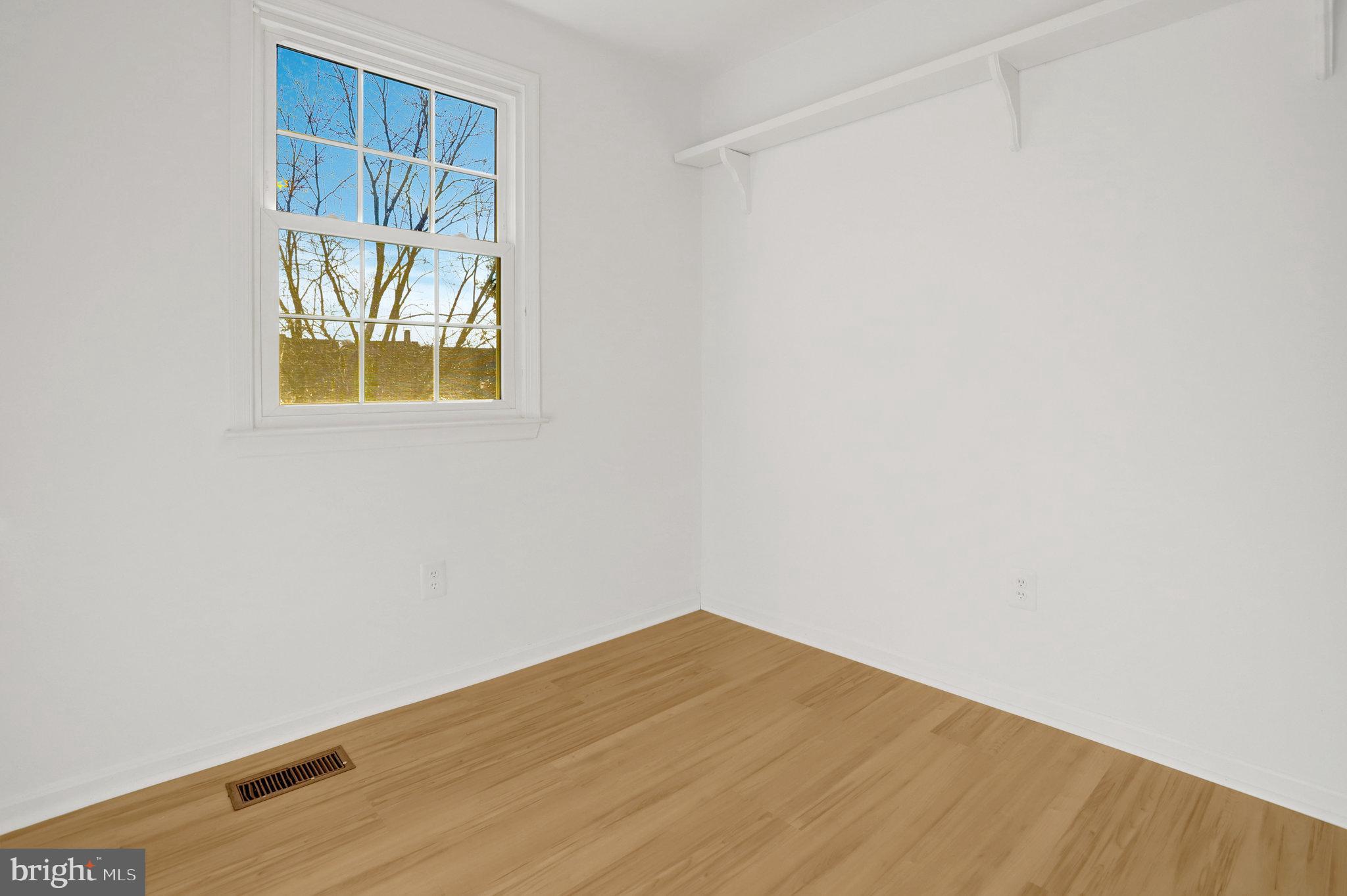 LAKEPOINTE - Residential Lease