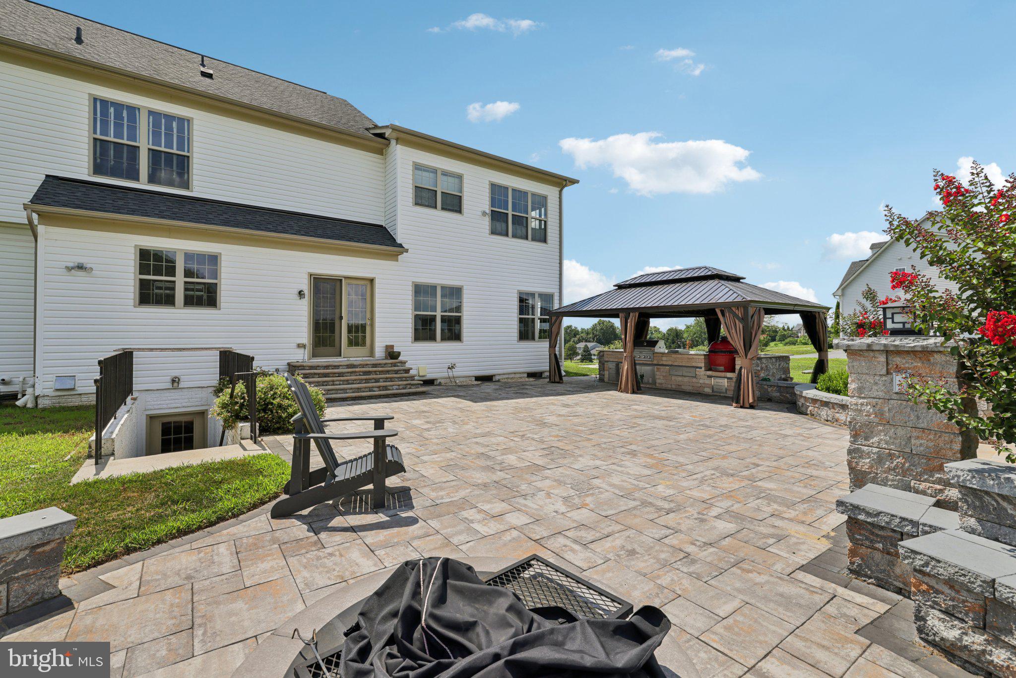 CLARKSBURG OUTSIDE - Residential Lease