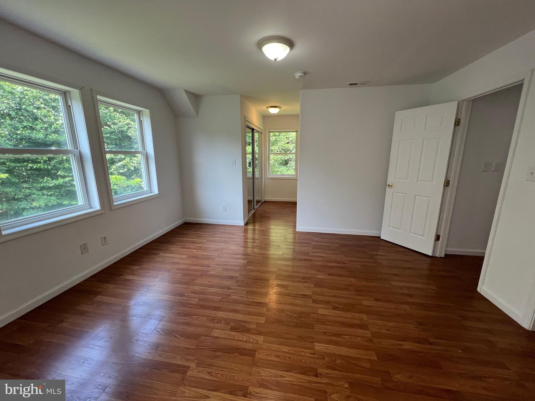 DUNMORE RIDGE PARK - Residential