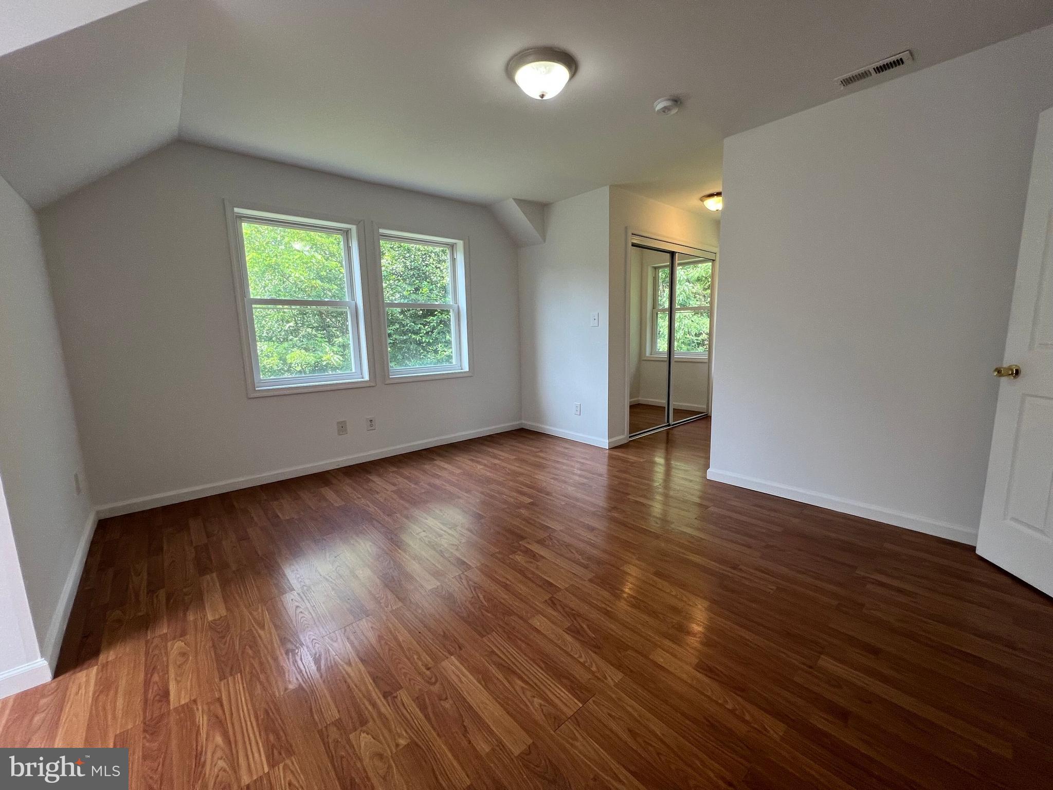 DUNMORE RIDGE PARK - Residential